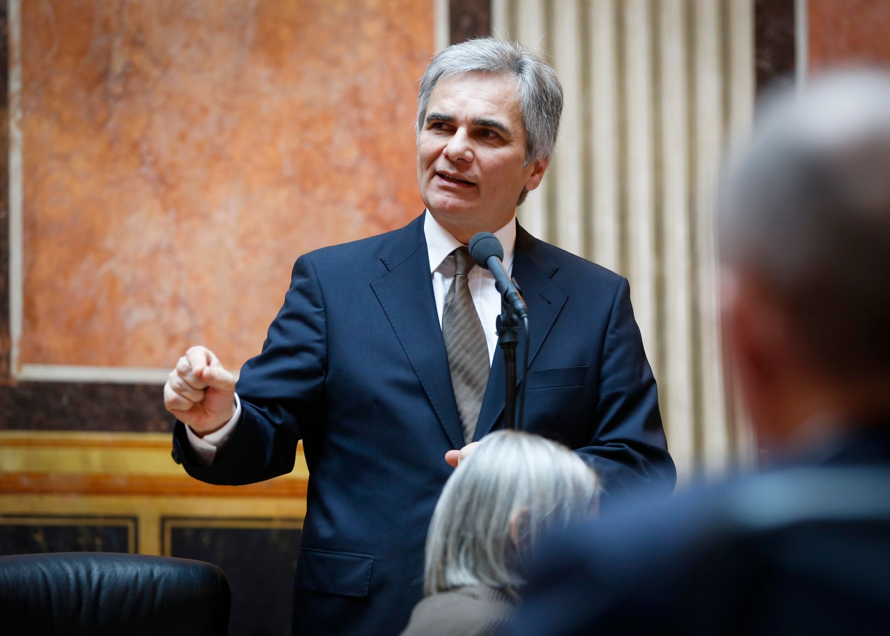 Am 20. Dezember 2012 sprach Bundeskanzler Werner Faymann in der Aktuellen Stunde im Bundesrat zum Thema &quot;Europ&auml;ische Perspektiven&quot; im Parlament.