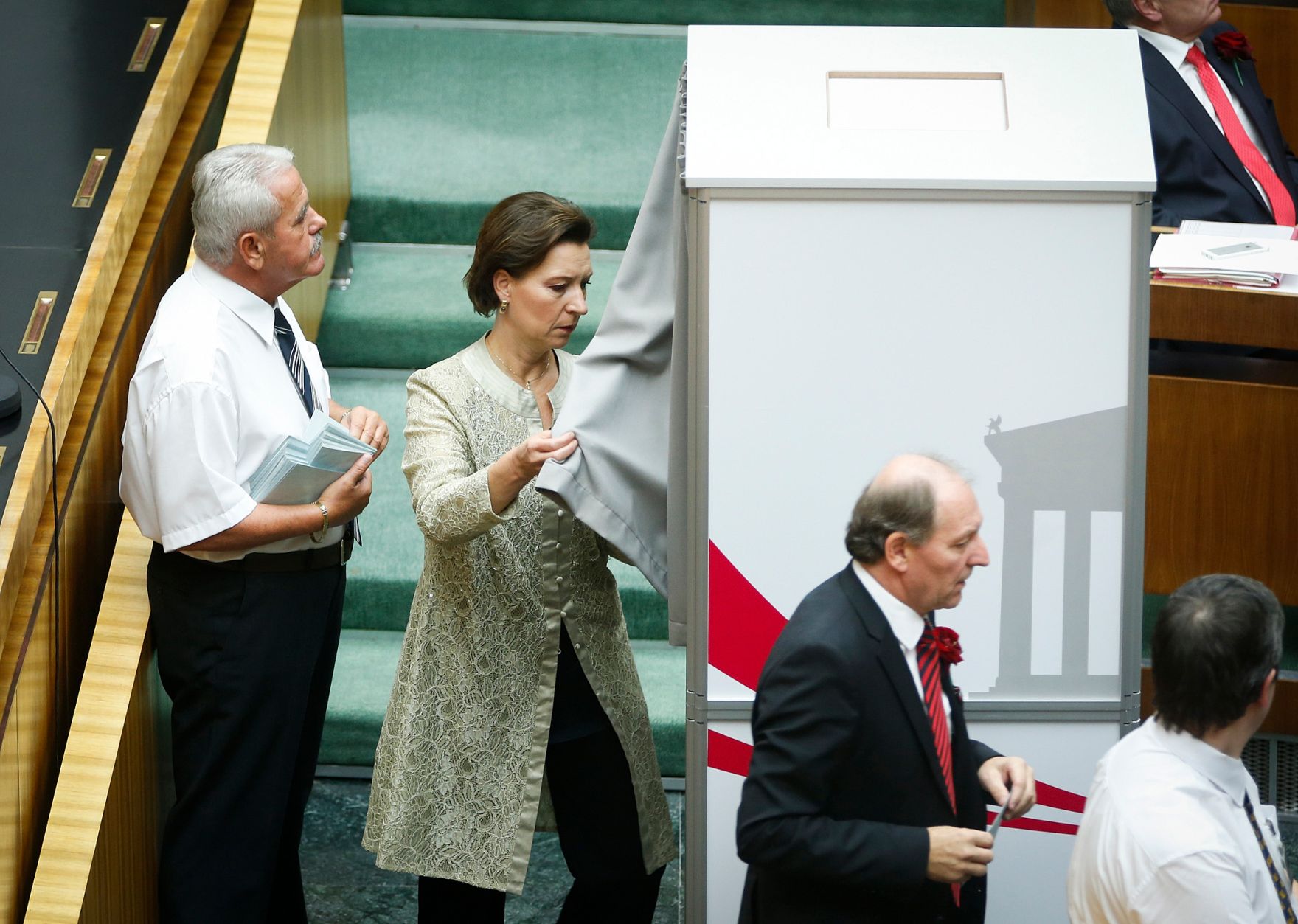 Am 29. Oktober 2013 fand im Parlament die Sitzung des neu gew&auml;hlten Nationalrates statt. Im Bild Frauenministerin Gabriele Heinisch-Hosek.