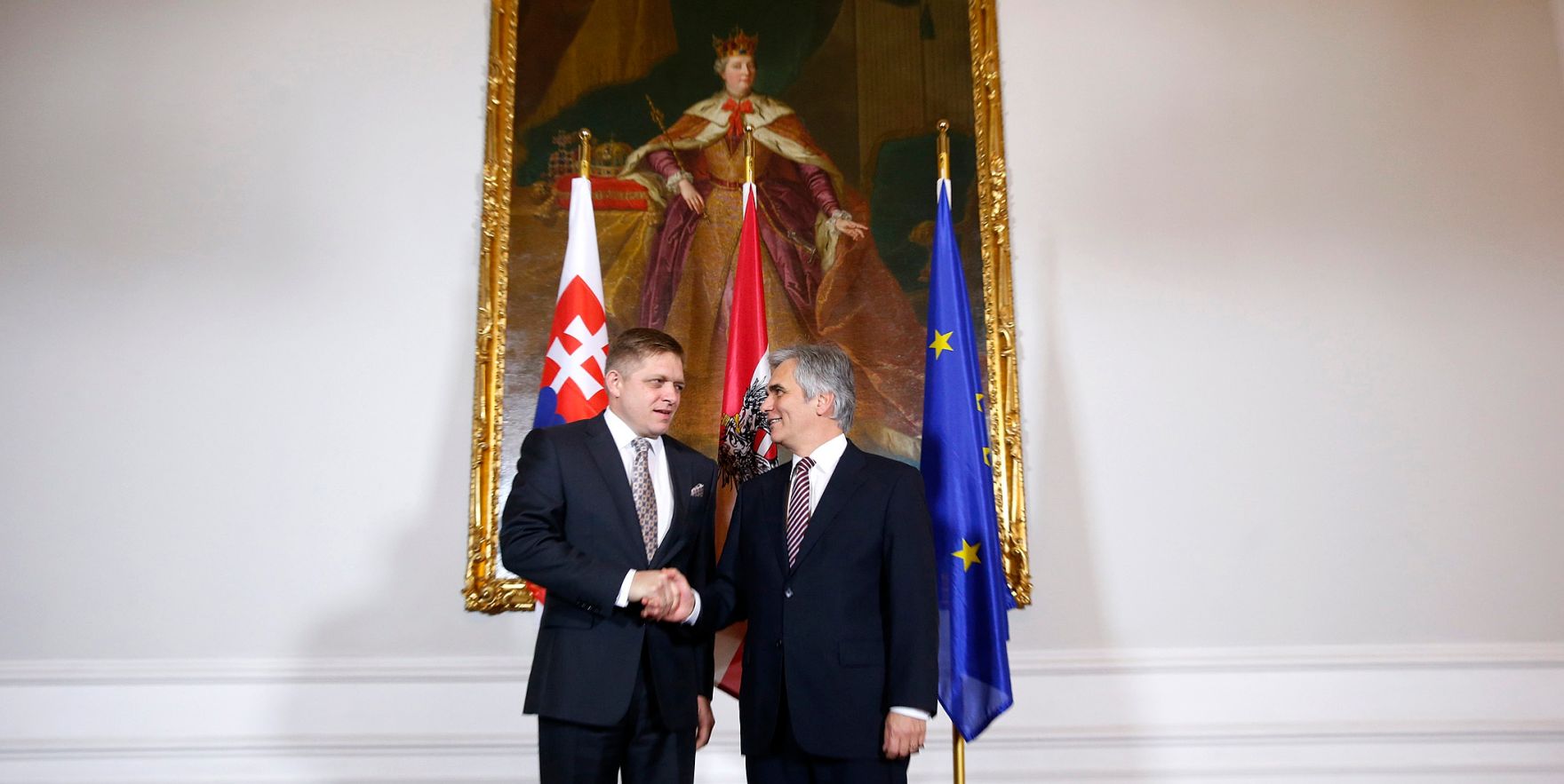 Am 18. November 2013 empfing Bundeskanzler Werner Faymann (r.) den slowakischen Premierminister Robert Fico (l.) zu einem Arbeitsgespr&auml;ch im Bundeskanzleramt.
