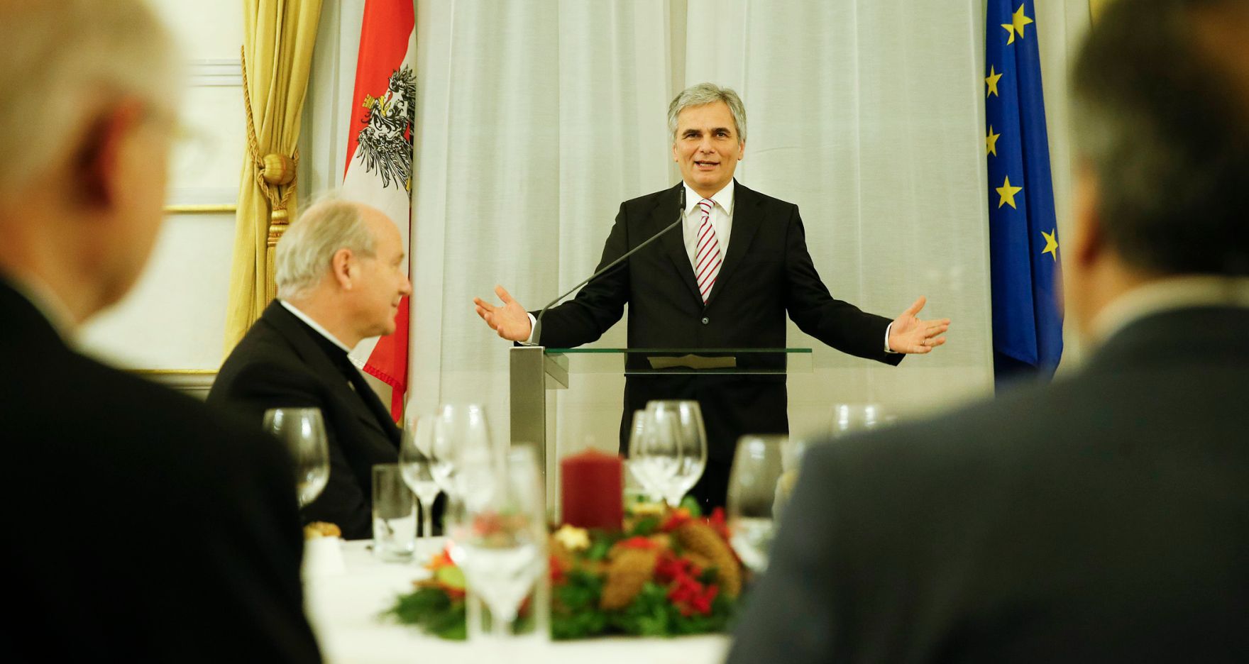 Am 17. Dezember 2013 lud Bundeskanzler Werner Faymann religi&ouml;se Vertreterinnen und Vertreter zu einem Adventempfang in das Bundeskanzleramt. 