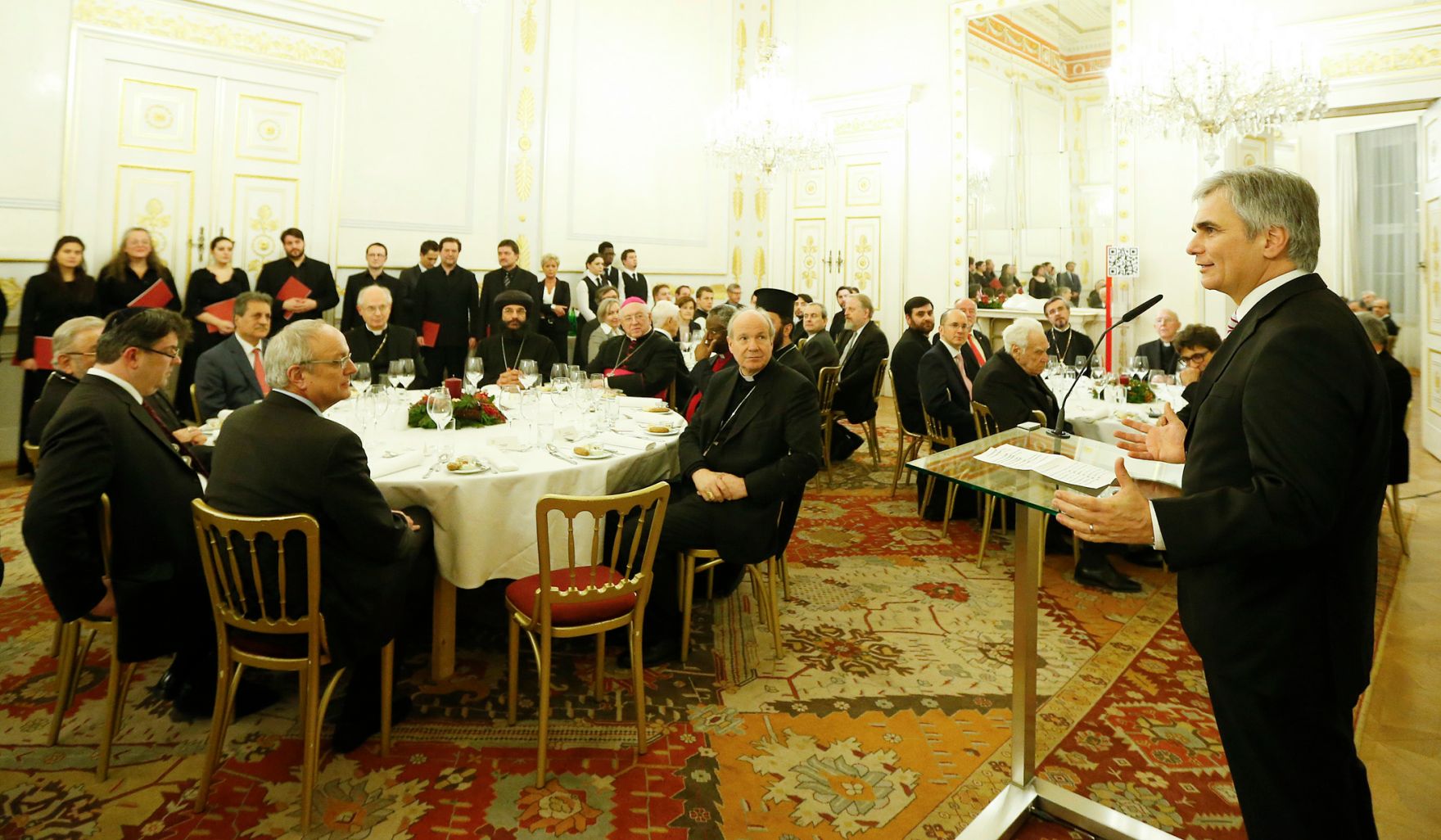 Am 17. Dezember 2013 lud Bundeskanzler Werner Faymann religi&ouml;se Vertreterinnen und Vertreter zu einem Adventempfang in das Bundeskanzleramt. 