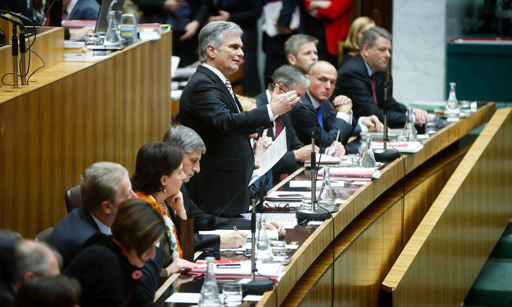 Am 17. Dezember 2013 stellte Bundeskanzler Werner Faymann im Parlament das Arbeitsprogramm der Bundesregierung f&uuml;r die kommenden f&uuml;nf Jahre vor.