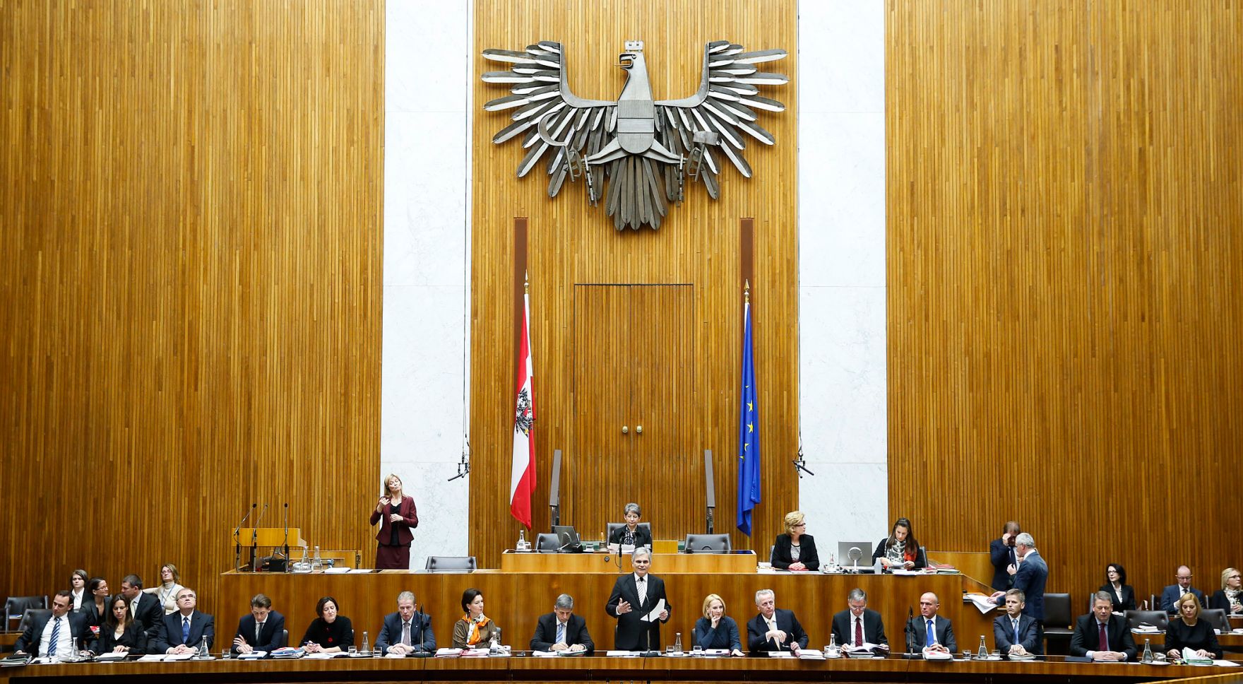 Am 17. Dezember 2013 stellte Bundeskanzler Werner Faymann im Nationalrat im Parlament das Arbeitsprogramm der Bundesregierung f&uuml;r die kommenden f&uuml;nf Jahre vor.