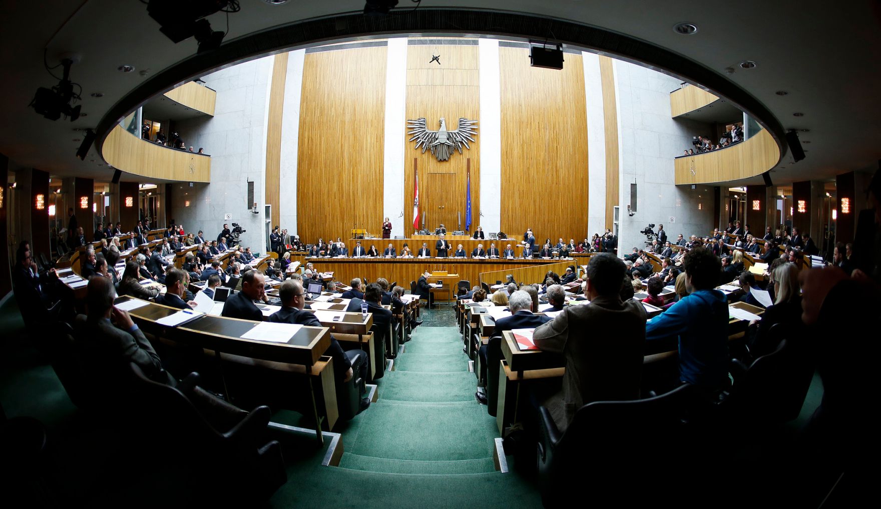 Am 17. Dezember 2013 stellte Bundeskanzler Werner Faymann im Parlament das Arbeitsprogramm der Bundesregierung f&uuml;r die kommenden f&uuml;nf Jahre vor.