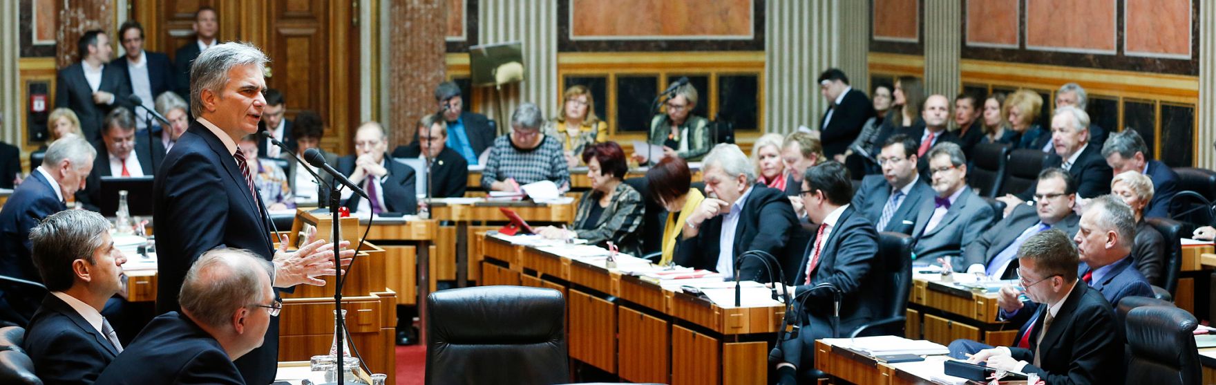 Am 19. Dezember 2013 stellte Bundeskanzler Werner Faymann im Bundesrat im Parlament das Arbeitsprogramm der Bundesregierung f&uuml;r die kommenden f&uuml;nf Jahre vor.