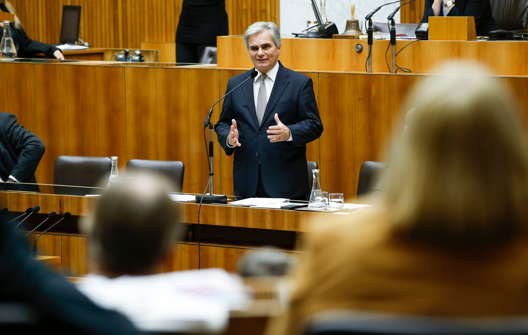 Am 19. November 2014 beantwortete Bundeskanzler Werner Faymann (im Bild) eine Dringliche Anfrage bei der Nationalratssitzung im Parlament.