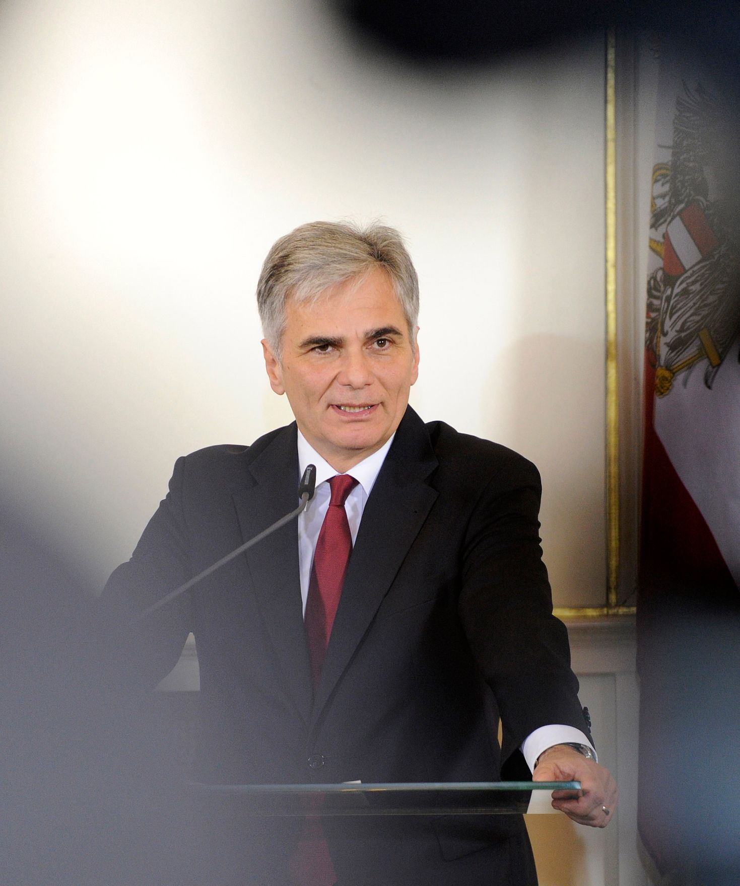 Bundeskanzler Werner Faymann beim Pressefoyer nach dem Ministerrat am 1. Dezember 2015.