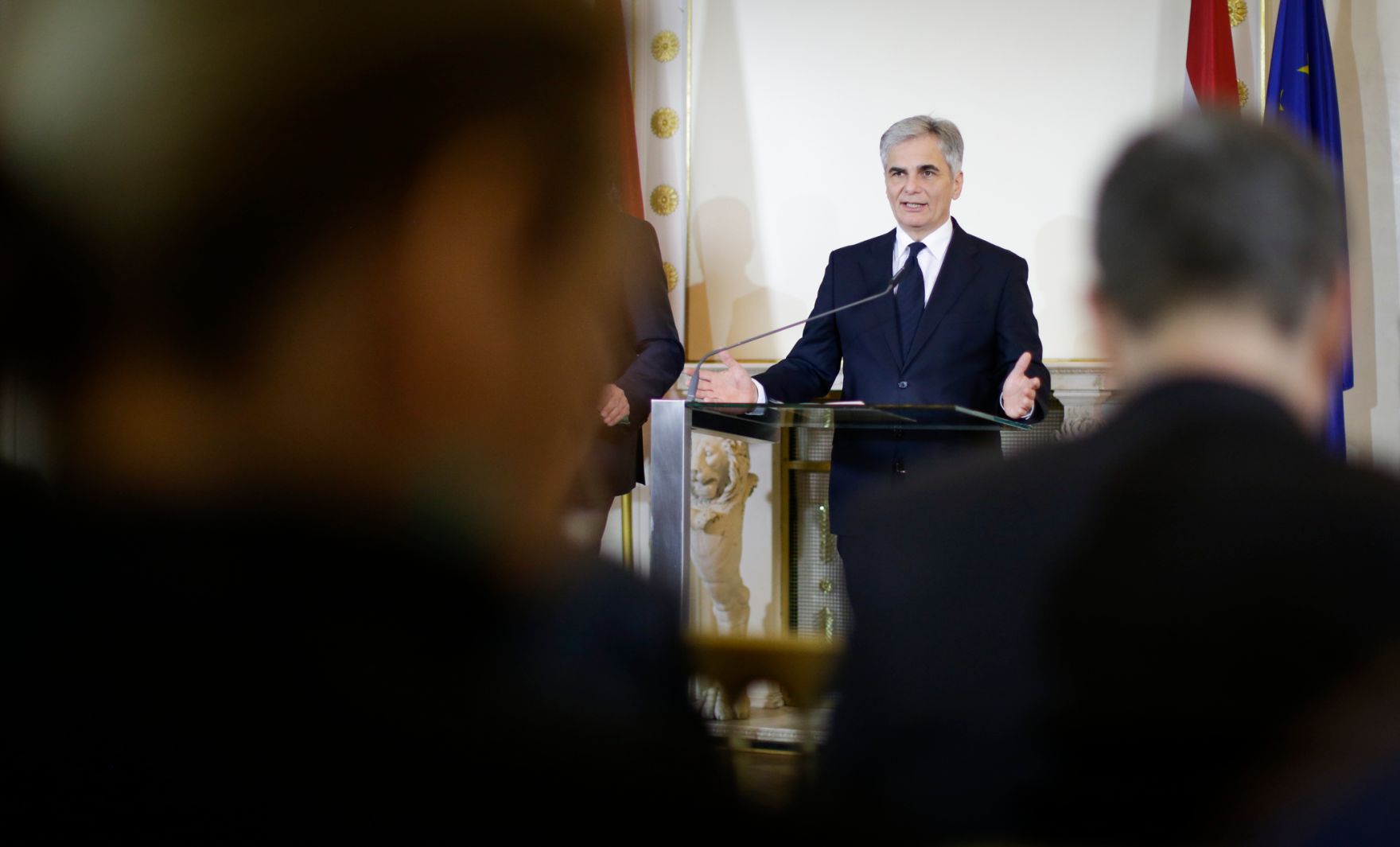 Bundeskanzler Werner Faymann beim Pressefoyer nach dem Ministerrat am 15. Dezember 2015. 