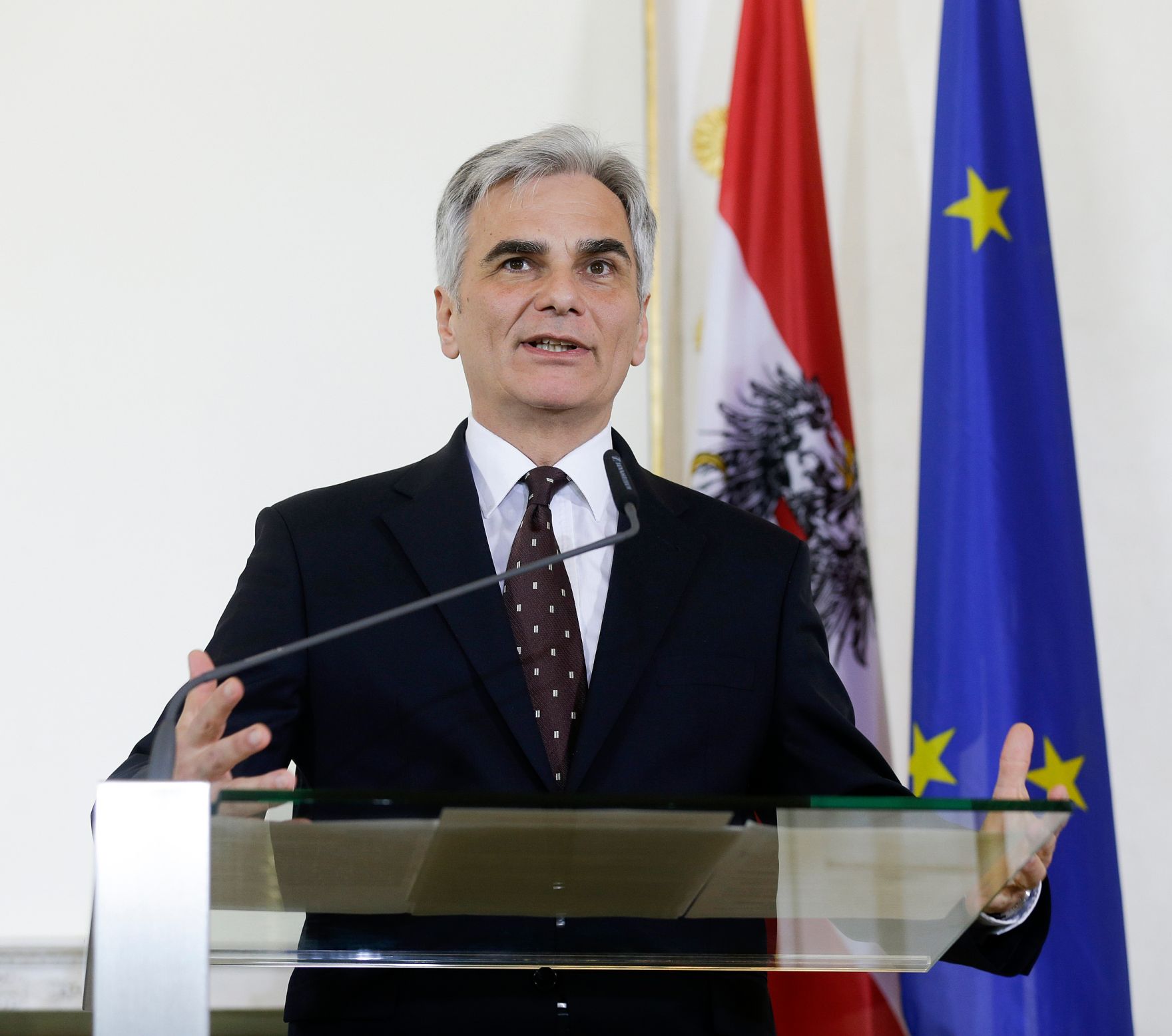 Bundeskanzler Werner Faymann beim Pressefoyer nach dem Ministerrat am 5. April 2016.