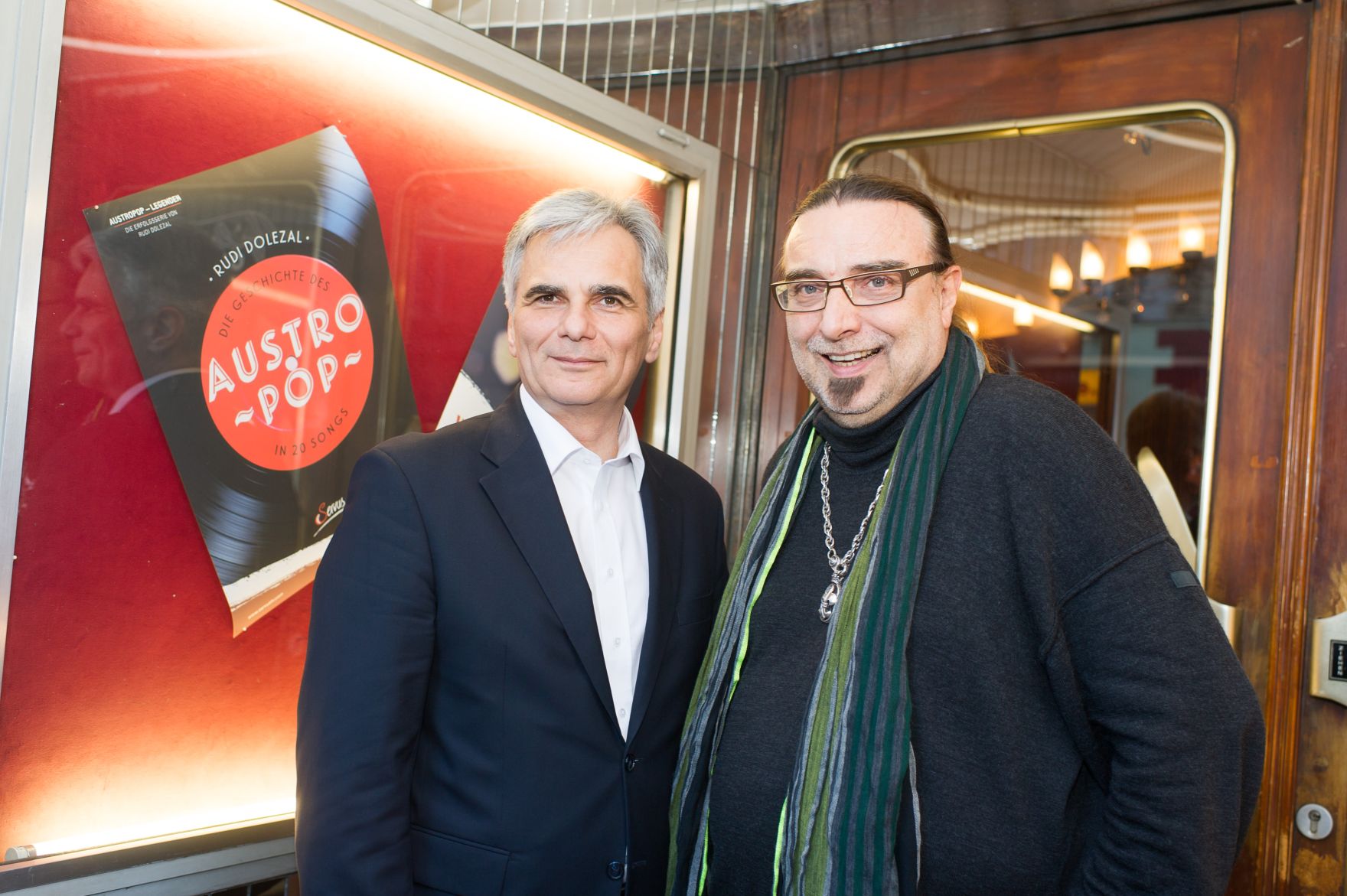 Am 26. April 2016 nahm Bundeskanzler Werner Faymann (l.) an der Buchpr&auml;sentation &quot;Die Geschichte des Austropop in 20 Songs&quot; im Filmcasino Wien teil. Im Bild mit dem Autor Rudi Dolezal (r.).