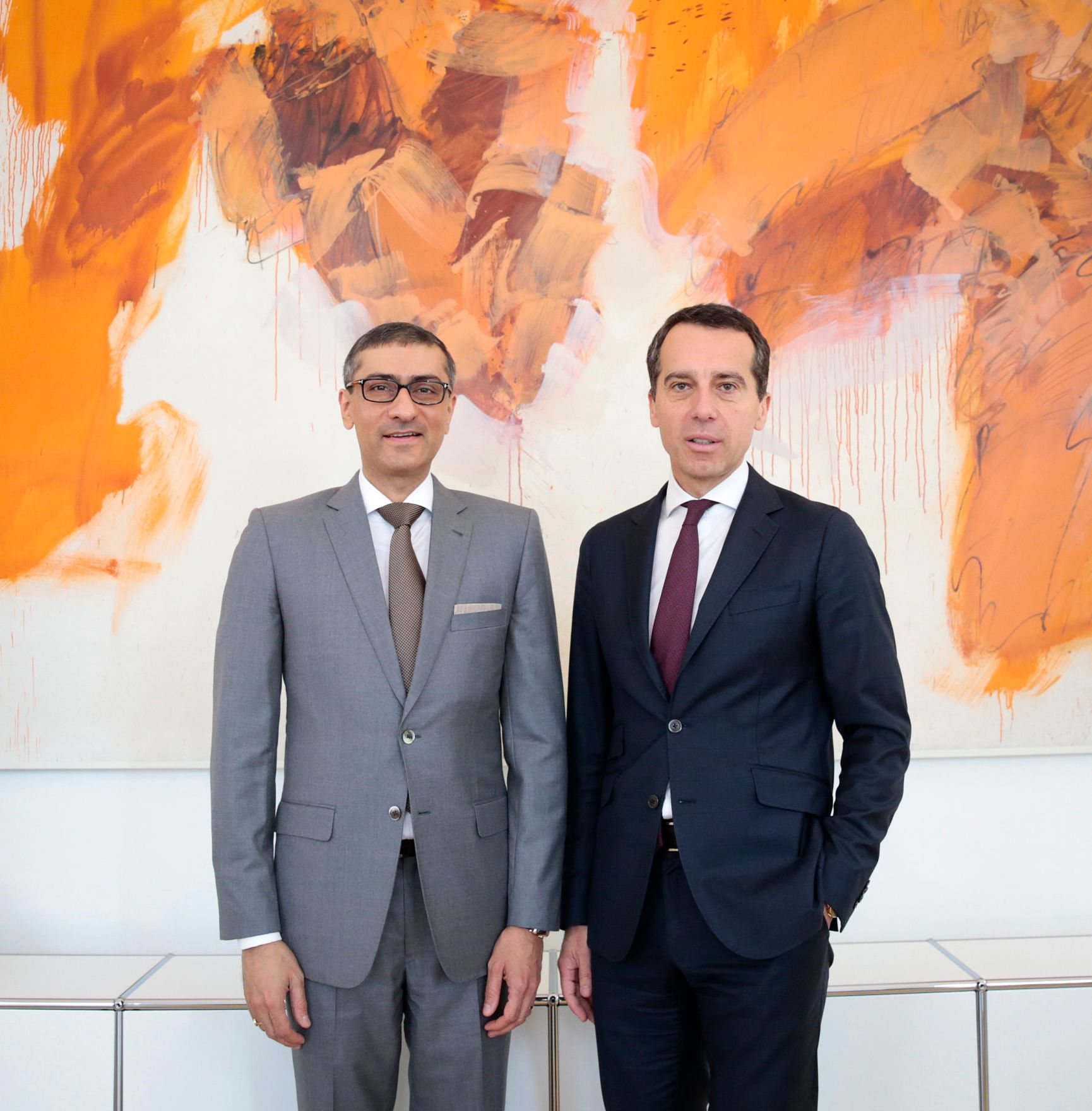 Am 21. Juni 2016 empfing Bundeskanzler Christian Kern (r.) den Nokia-Gesch&auml;ftsf&uuml;hrer Rajeev Suri (l.) zu einem Gespr&auml;ch im Bundeskanzleramt.