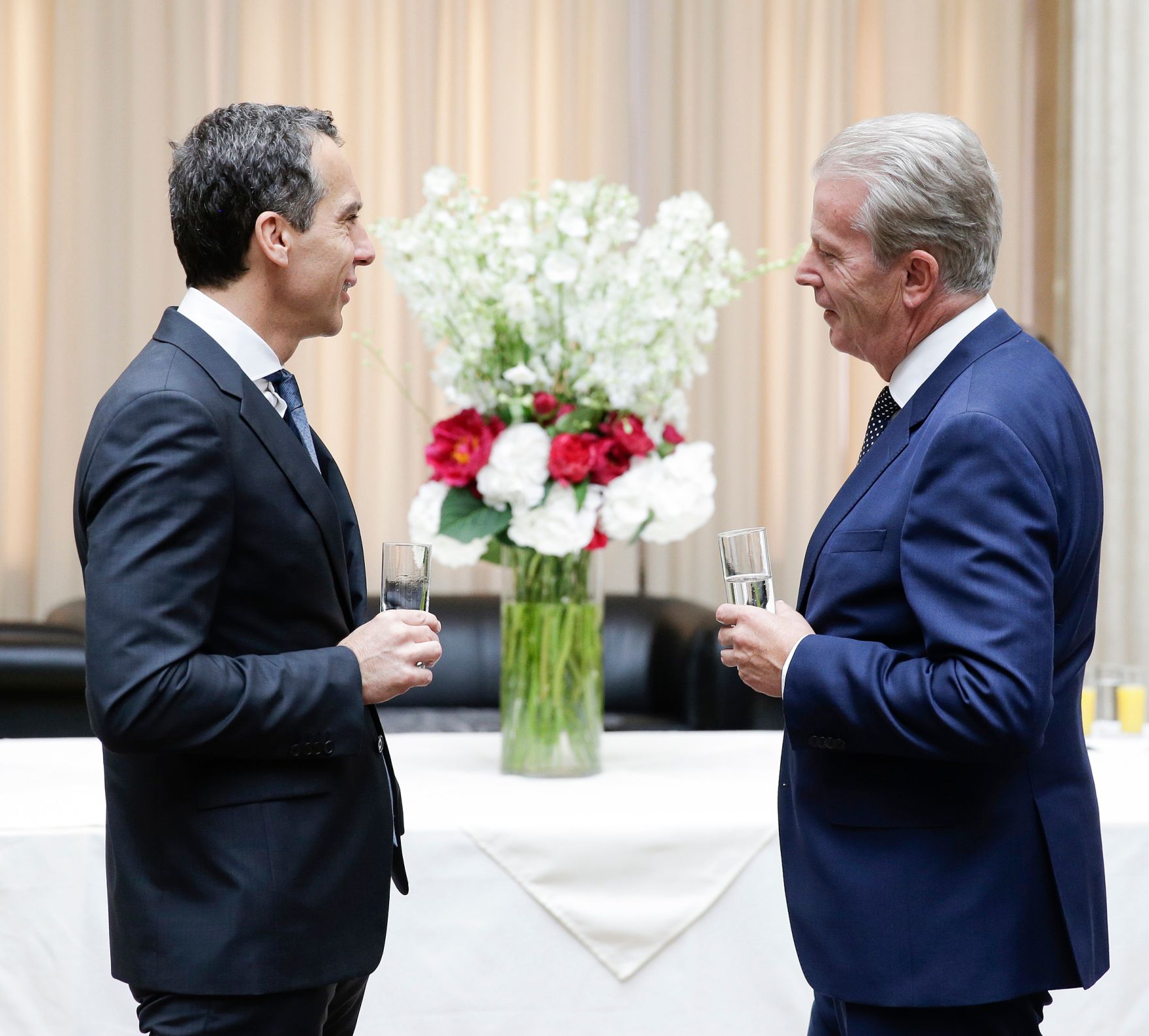 Am 8. Juli 2016 fand die Verabschiedung von Bundespr&auml;sident Heinz Fischer im Parlament statt. Im Bild Bundeskanzler Christian Kern (l.) mit Vizekanzler und Bundesminister Reinhold Mitterlehner (r.).