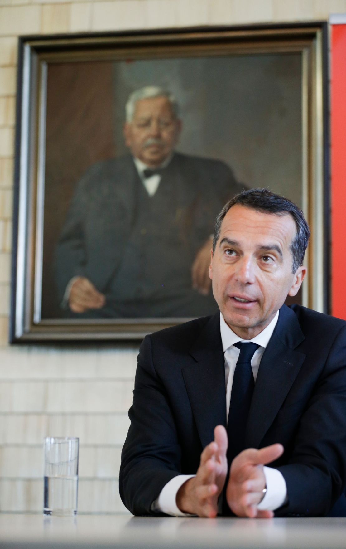 Am 19. Juli 2016 besuchte Bundeskanzler Christian Kern (im Bild) das Bundesland Vorarlberg. Im Bild bei den "Vorarlberger Nachrichten".