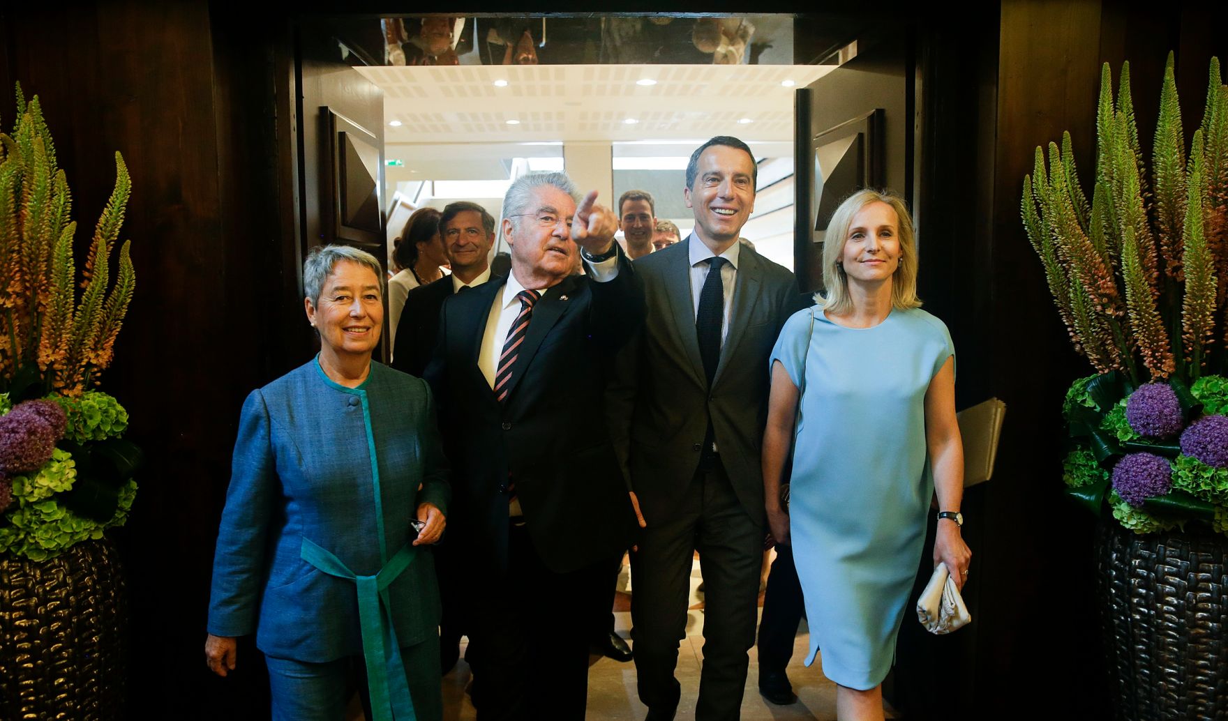 Am 28. Juli 2016 fand der Festakt anl&auml;sslich der Er&ouml;ffnung der 96. Salzburger Festspiele statt. Im Bild Bundeskanzler Christian Kern und Ehefrau Eveline Steinberger-Kern (r.) mit Bundespr&auml;sident a.D. Heinz Fischer und Ehefrau Margit (l.).