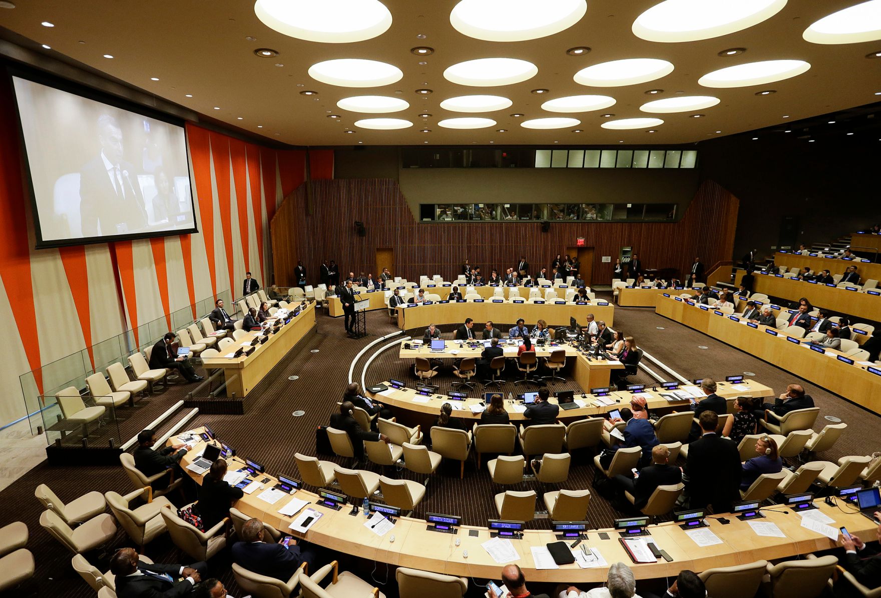 Am 19. September 2016 nahm der Bundeskanzler am Gipfeltreffen der Vereinten Nationen zu Flucht und Migration in New York teil. Im Bild Bundeskanzler Christian Kern bei seiner Rede.