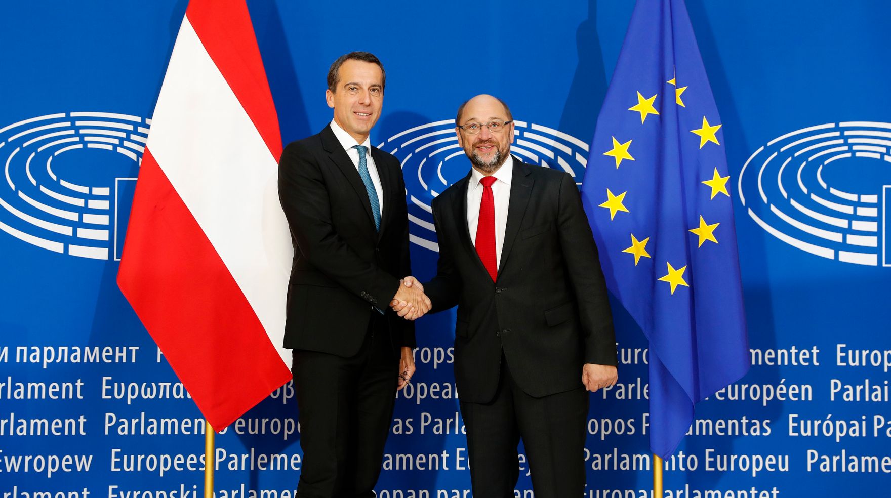 Am 5. Oktober 2016 traf Bundeskanzler Christian Kern (l.) den Pr&auml;sidenten des Europ&auml;ischen Parlamentes Martin Schulz (r.) zu einem Arbeitsgespr&auml;ch in Stra&szlig;burg.