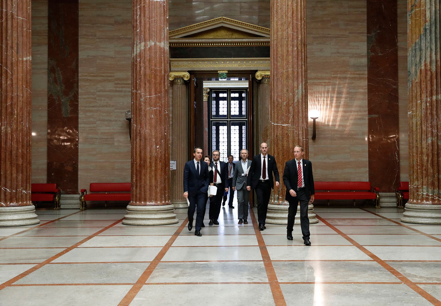 Am 6. Oktober 2016 sprach Bundeskanzler Christian Kern (im Bild) bei der Aktuellen Stunde im Bundesrat im Parlament.