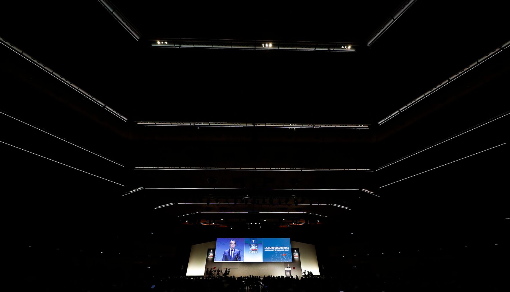 Am 11. Oktober 2016 nahm Bundeskanzler Christian Kern an der feierlichen Er&ouml;ffnung des 17. Bundeskongresses der Gewerkschaft &Ouml;ffentlicher Dienst im Wiener Austria Center teil.