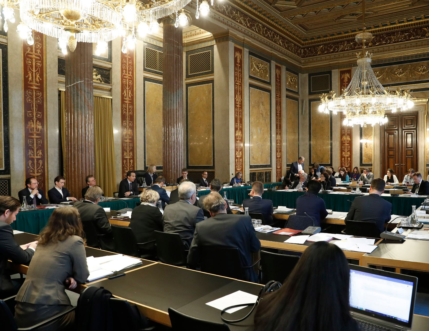 Am 19. Oktober 2016 sprach Bundeskanzler Christian Kern (im Bild) beim EU-Hauptausschuss im Parlament.