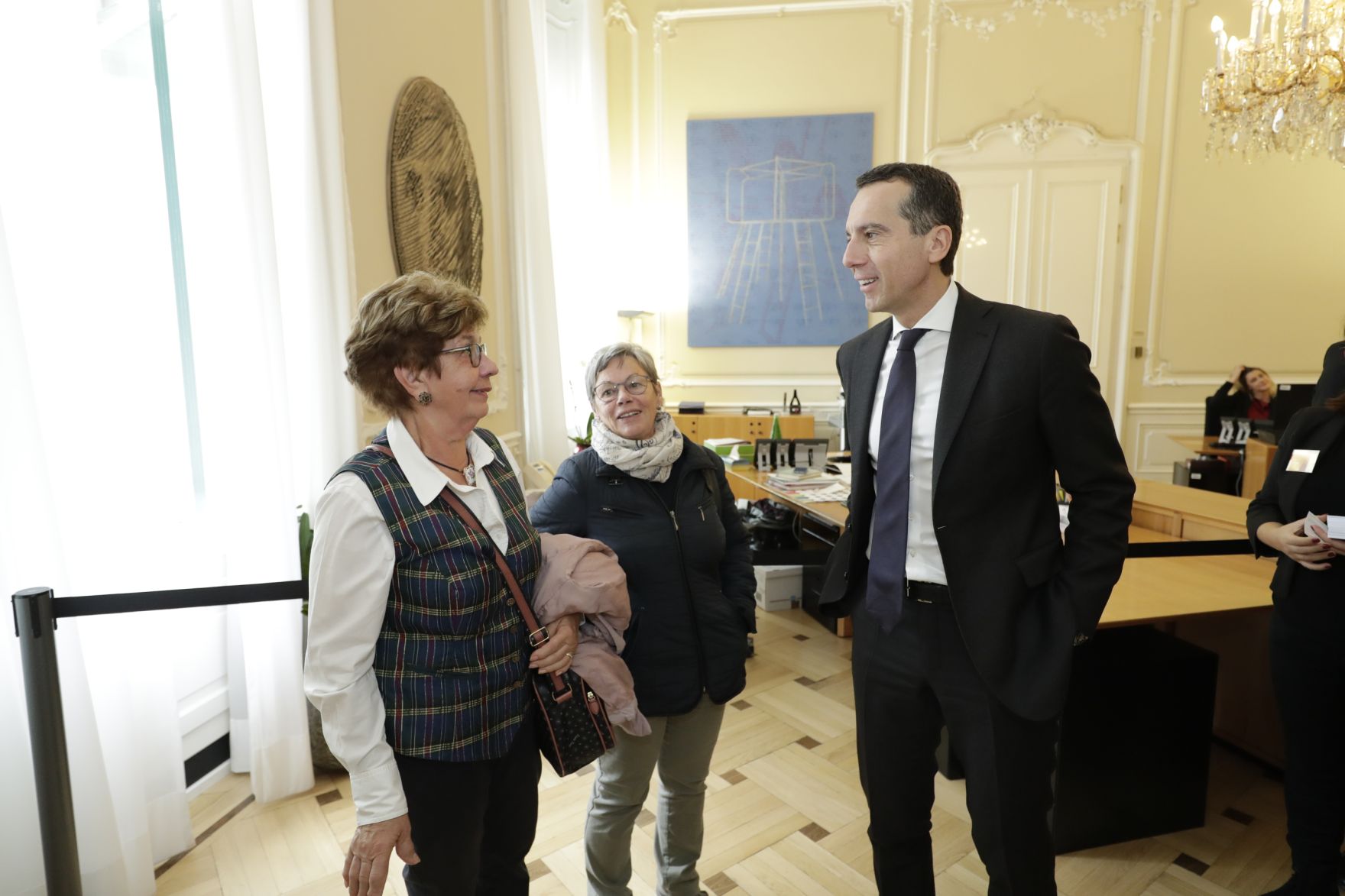 Am 26. Oktober 2016 empfing Bundeskanzler Christian Kern im Rahmen des Nationalfeiertages Besucherinnen und Besucher im Bundeskanzleramt.