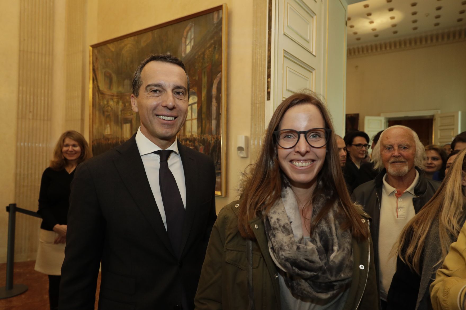 Am 26. Oktober 2016 empfing Bundeskanzler Christian Kern im Rahmen des Nationalfeiertages Besucherinnen und Besucher im Bundeskanzleramt.