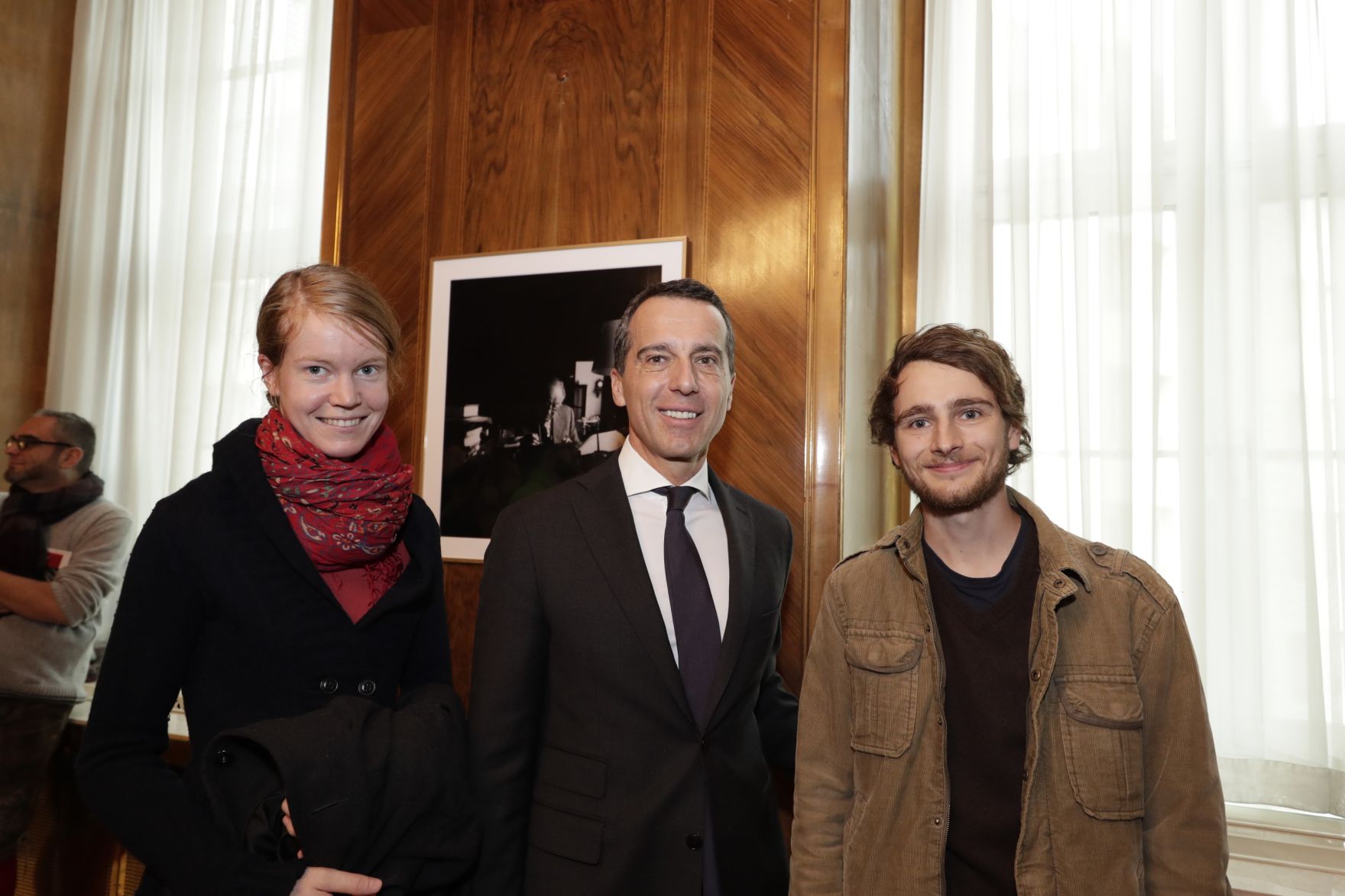 Am 26. Oktober 2016 empfing Bundeskanzler Christian Kern im Rahmen des Nationalfeiertages Besucherinnen und Besucher im Bundeskanzleramt.