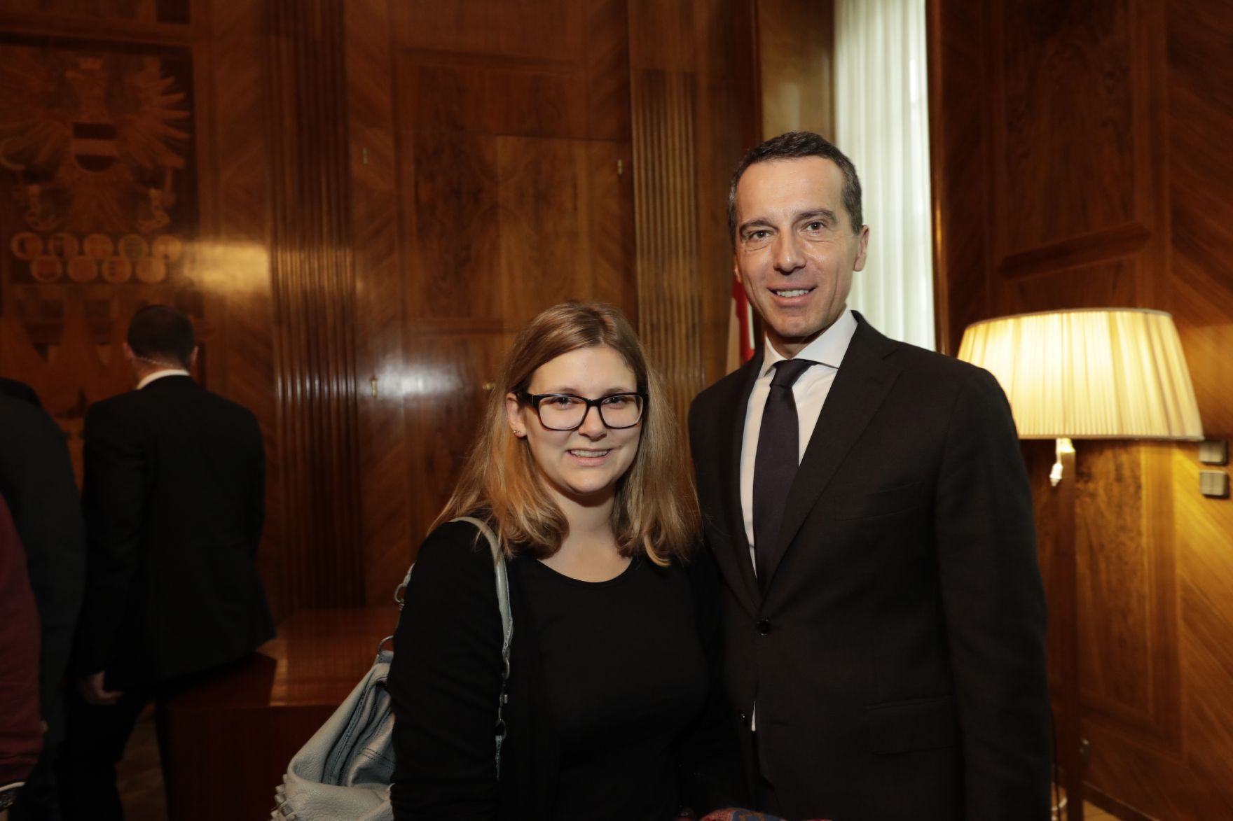 Am 26. Oktober 2016 empfing Bundeskanzler Christian Kern im Rahmen des Nationalfeiertages Besucherinnen und Besucher im Bundeskanzleramt.