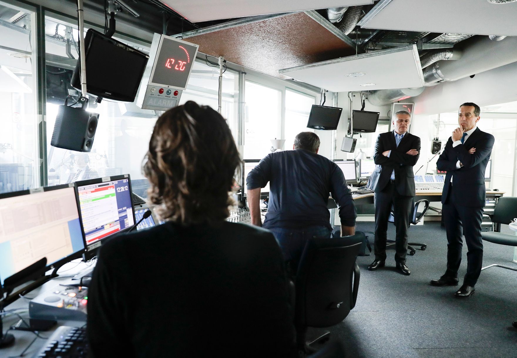 Am 3. November 2016 besuchte Bundeskanzler Christian Kern die ORF-Radioinformation im Funkhaus.