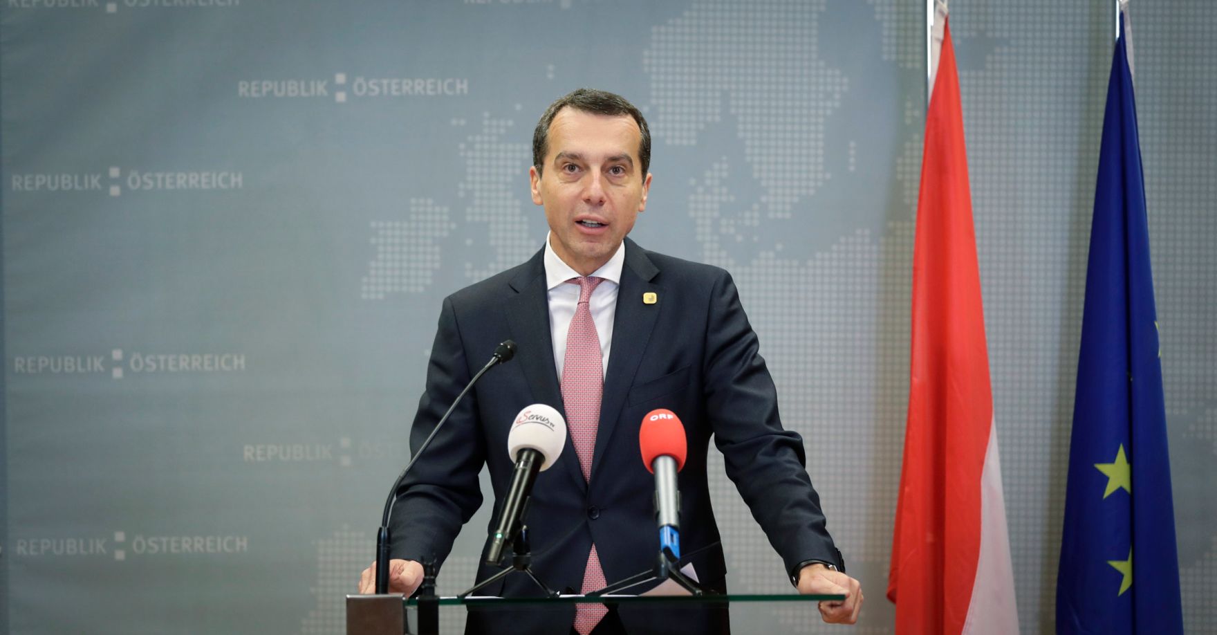 Am 15. Dezember 2016 fand in Br&uuml;ssel der Europ&auml;ische Rat der Staats- und Regierungschefs statt. Im Bild Bundeskanzler Christian Kern bei der Pressekonferenz nach dem Europ&auml;ischen Rat.