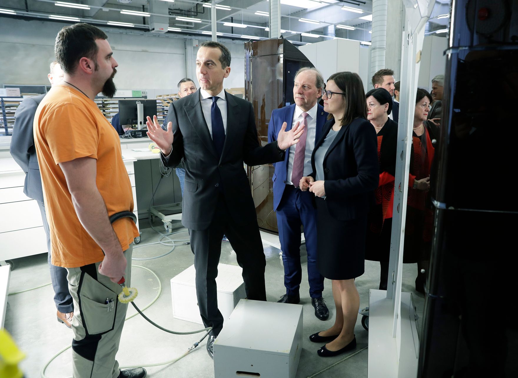 Am 22. Februar 2017 besuchte Bundeskanzler Christian Kern die Firma F. LIST GMBH in Thomasberg.