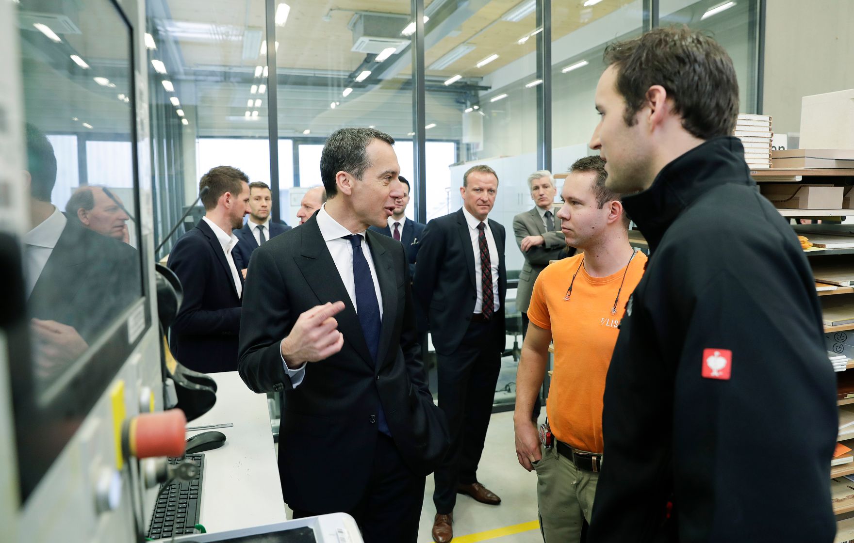 Am 22. Februar 2017 besuchte Bundeskanzler Christian Kern die Firma F. LIST GMBH in Thomasberg.