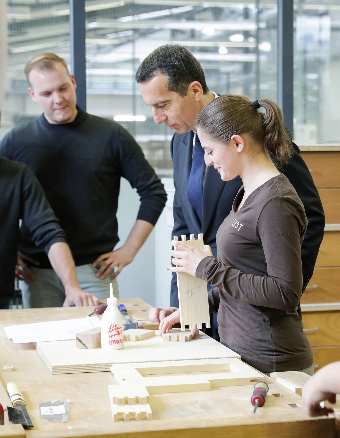 Am 22. Februar 2017 besuchte Bundeskanzler Christian Kern die Firma F. LIST GMBH in Thomasberg.