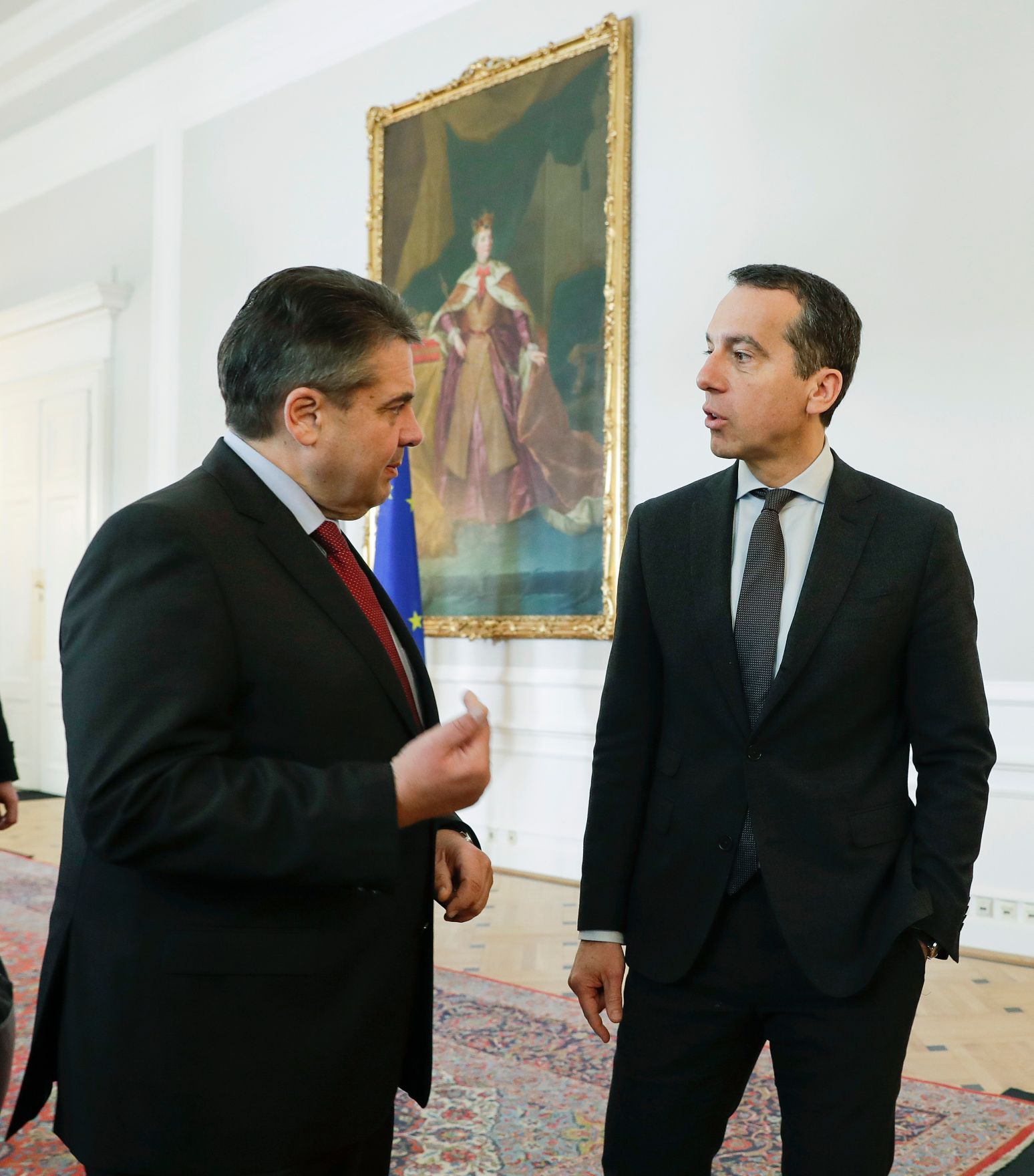 Am 27. Februar 2017 empfing Bundeskanzler Christian Kern (r.) den deutschem Vizekanzler und Au&szlig;enminister Sigmar Gabriel (l.) zu einem Arbeitsgespr&auml;ch im Bundeskanzleramt.
