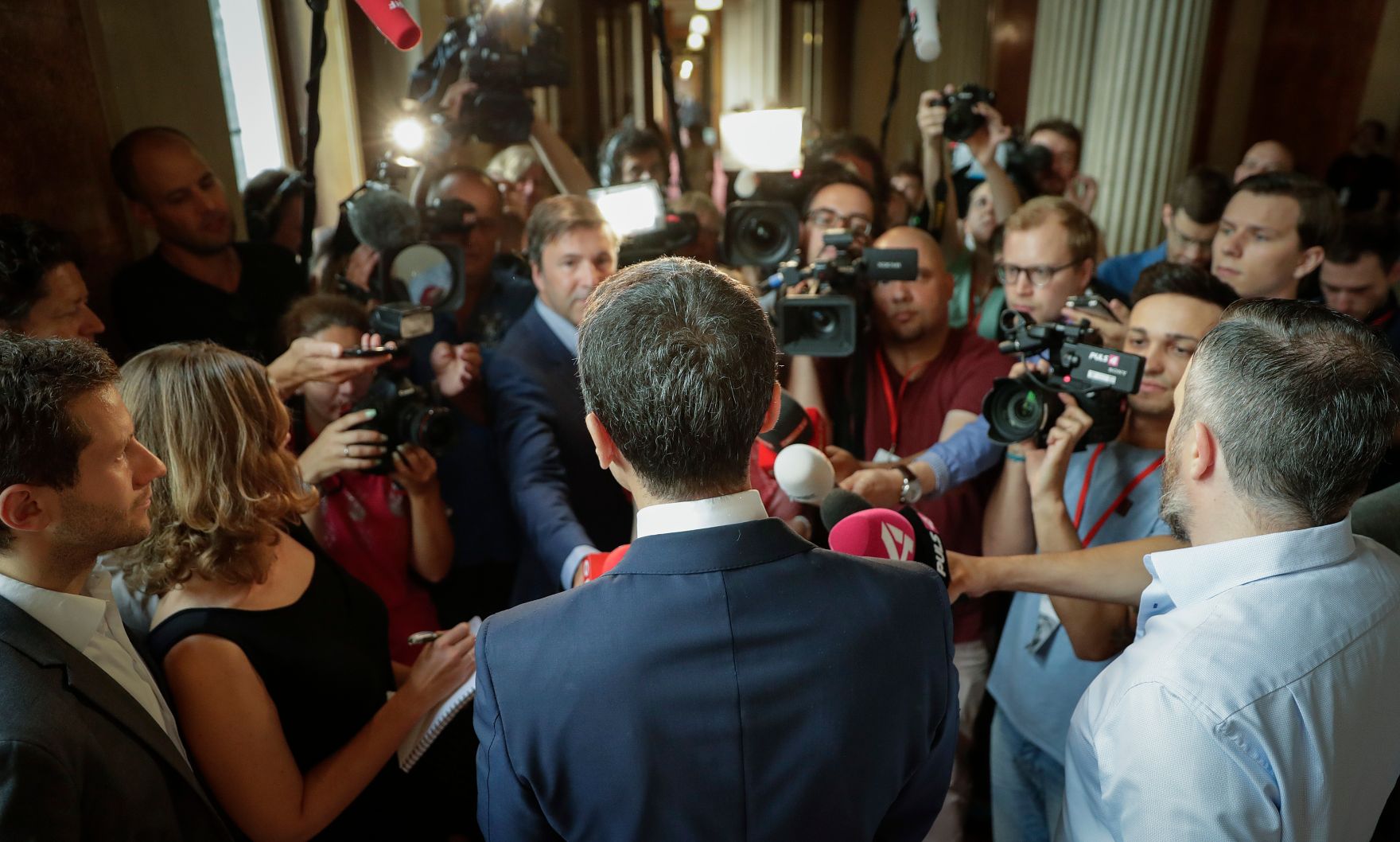 Am 28. Juni 2017 gab Bundeskanzler Christian Kern im Parlament ein Pressestatement nach der Regierungssitzung ab.