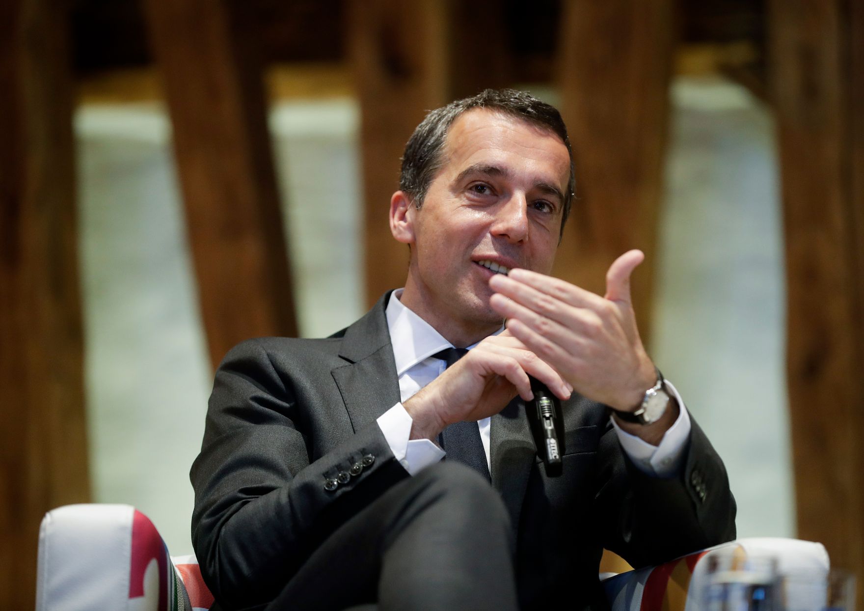 Am 3. Juli 2017 nahm Bundeskanzler Christian Kern (im Bild) an der Diskussion des Europa Club Spezial &bdquo;Wie halten Sie es mit Europa?&ldquo; teil.