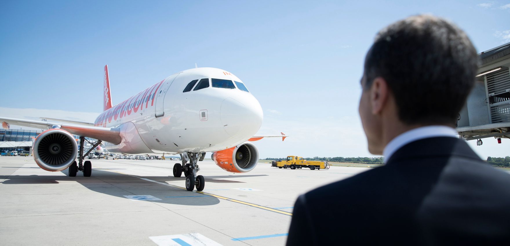 Am 14. Juli 2017 gab Bundeskanzler Christian Kern ein Pressestatement zur Er&ouml;ffnung eines Standorts von Easyjet in Wien.