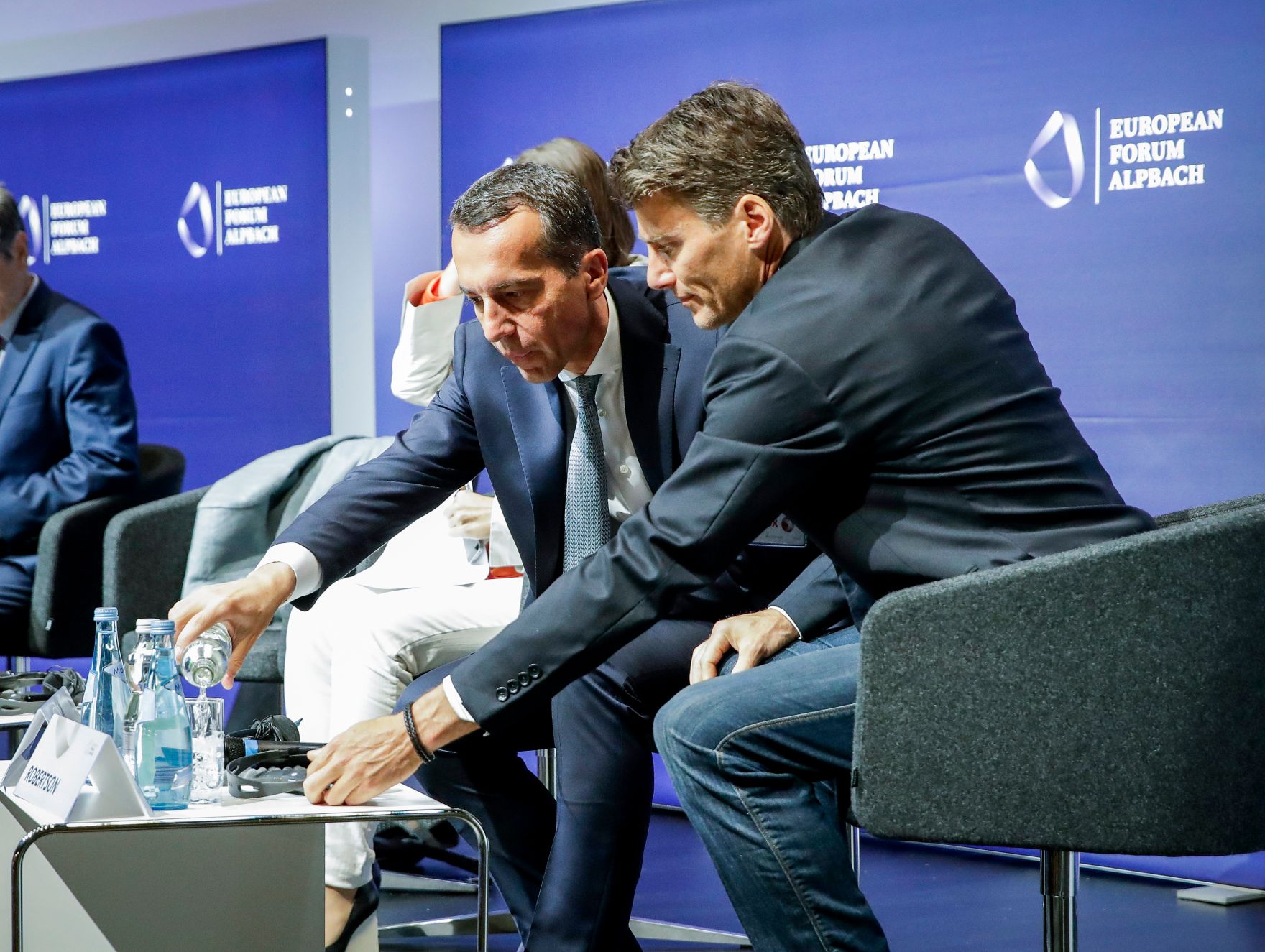 Am 28. August 2017 nahm Bundeskanzler Christian Kern (l.) am Europ&auml;ischen Forum Alpbach teil. Im Bild mit dem B&uuml;rgermeister der Stadt Vancouver Gregor Robertson (r.).