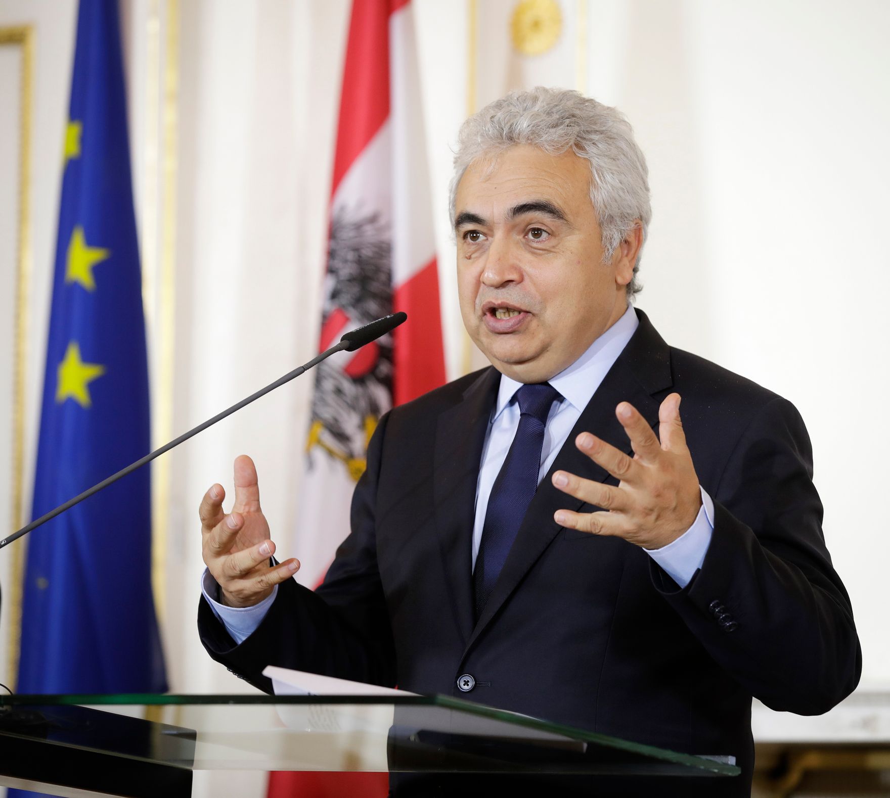 Am 4. September 2017 empfing Bundeskanzler Christian Kern den Exekutivdirektor der Internationalen Energieagentur Fatih Birol (im Bild) zu einem Gespr&auml;ch. Im Anschluss fand eine Pressekonferenz statt.