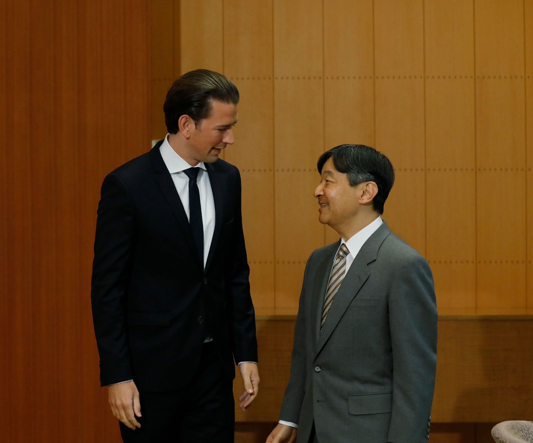 Am 15. Februar 2019 traf Bundeskanzler Sebastian Kurz (l.) im Rahmen seiner Japanreise den Kronprinz Japans Naruhito (r.).