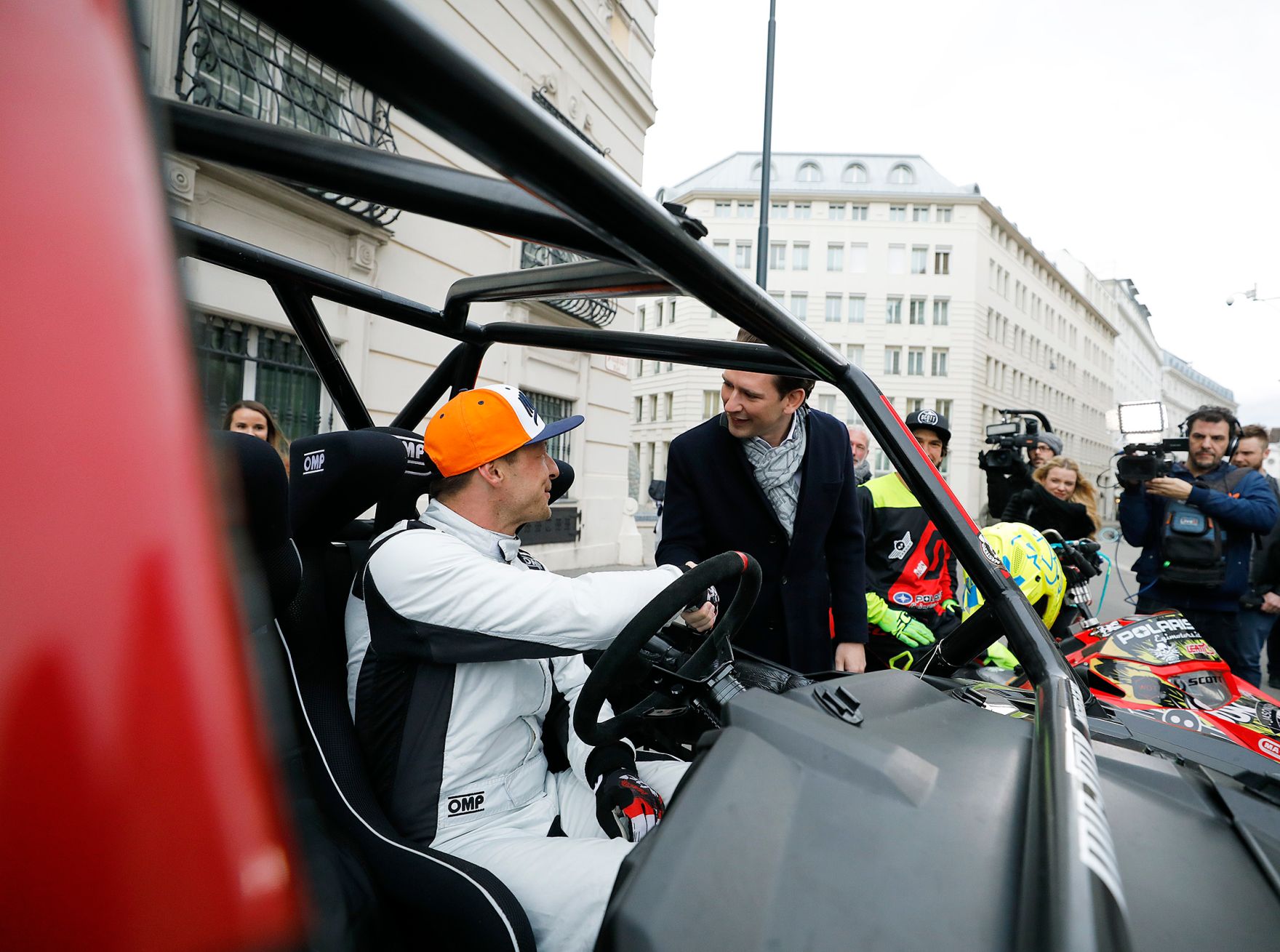 Am 14. M&auml;rz 2019 besuchte Masters of Dirt den Bundeskanzler Sebastian Kurz vor dem Bundeskanzleramt.