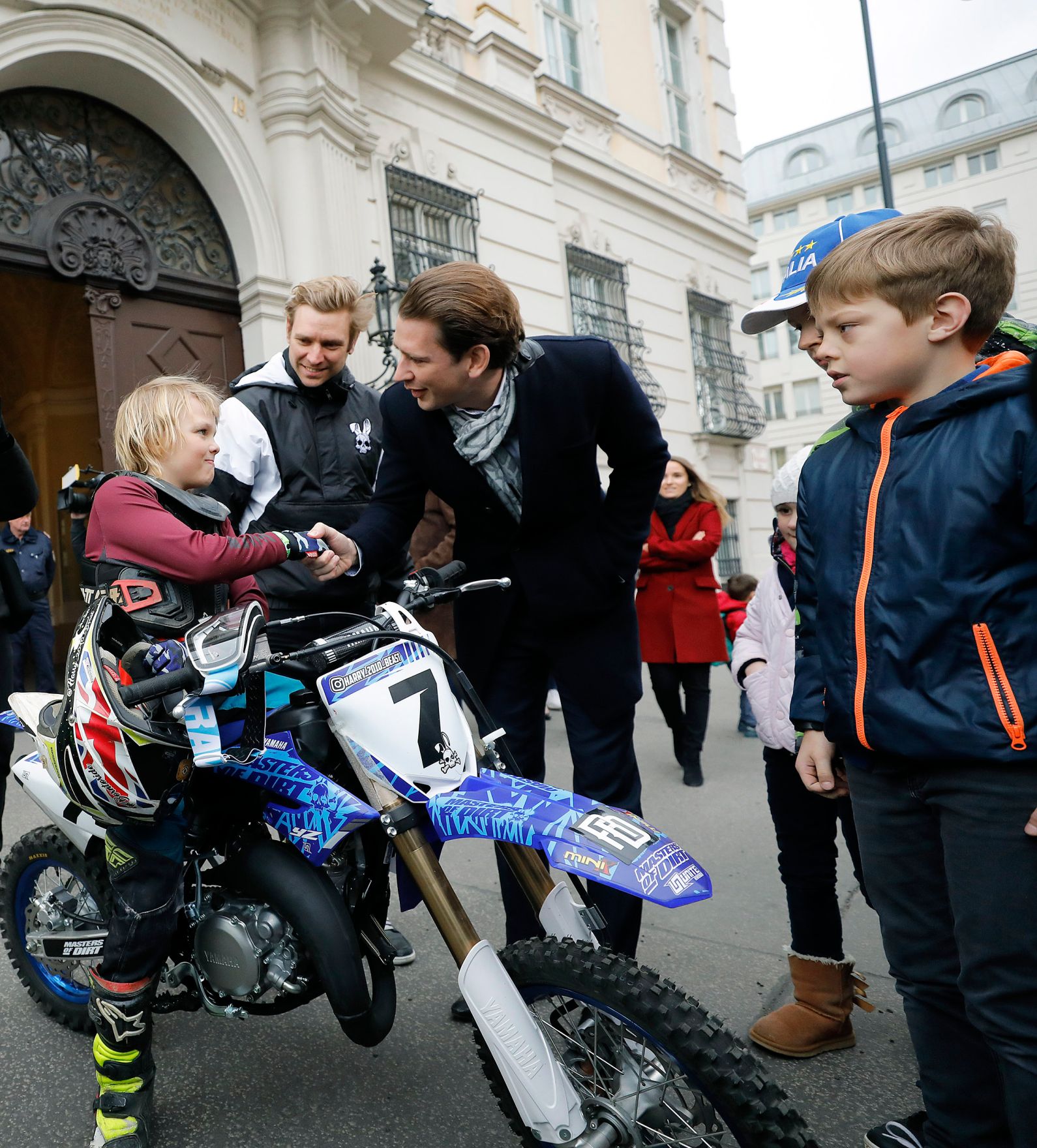 Am 14. M&auml;rz 2019 besuchte Masters of Dirt den Bundeskanzler Sebastian Kurz vor dem Bundeskanzleramt.
