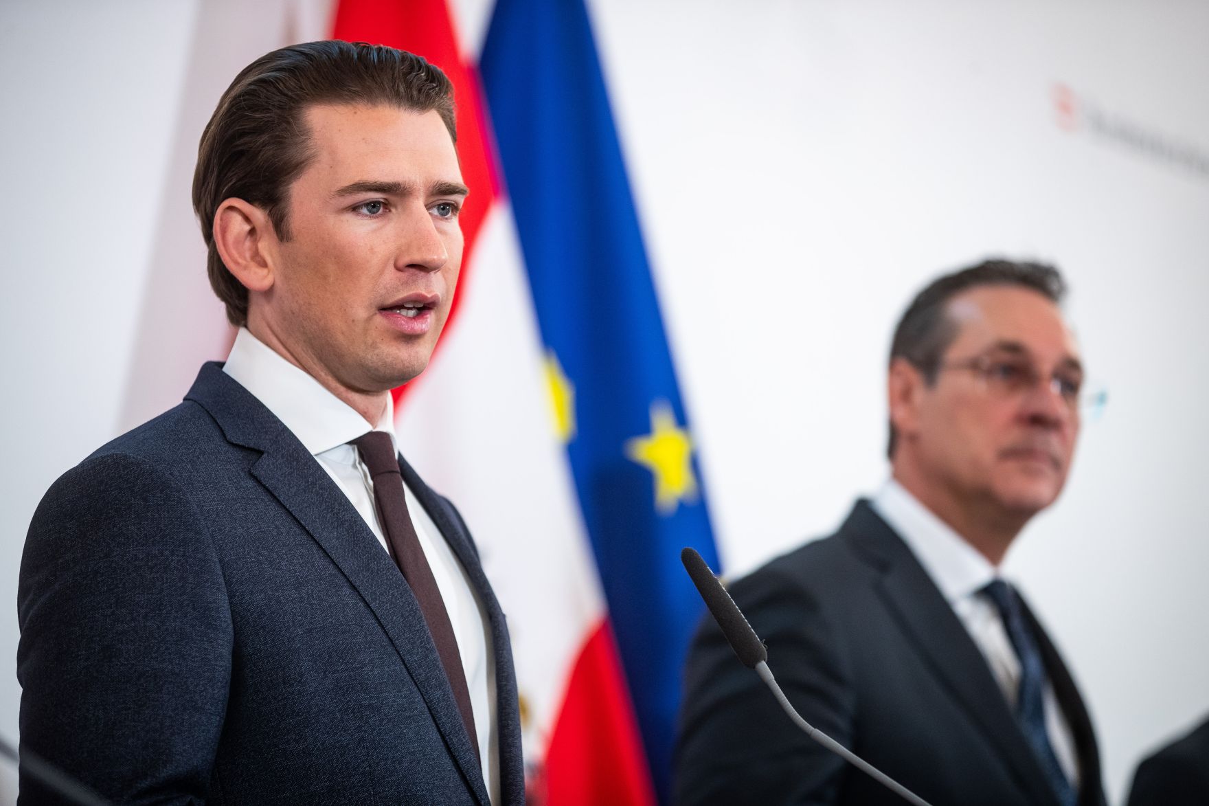 Bundeskanzler Sebastian Kurz (r.), Vizekanzler Heinz-Christian Strache (l.) beim Pressefoyer nach dem Ministerrat am 20. M&auml;rz 2019.