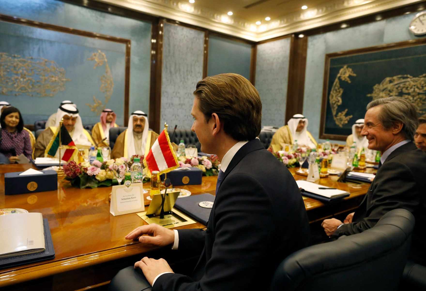 Am 24. M&auml;rz 2019 fand die Arbeitsreise von Bundeskanzler Sebastian Kurz in Kuwait statt. Im Bild mit Emir von Kuwait Scheich Sabah al-Ahmad al-Dschabir as-Sabah.