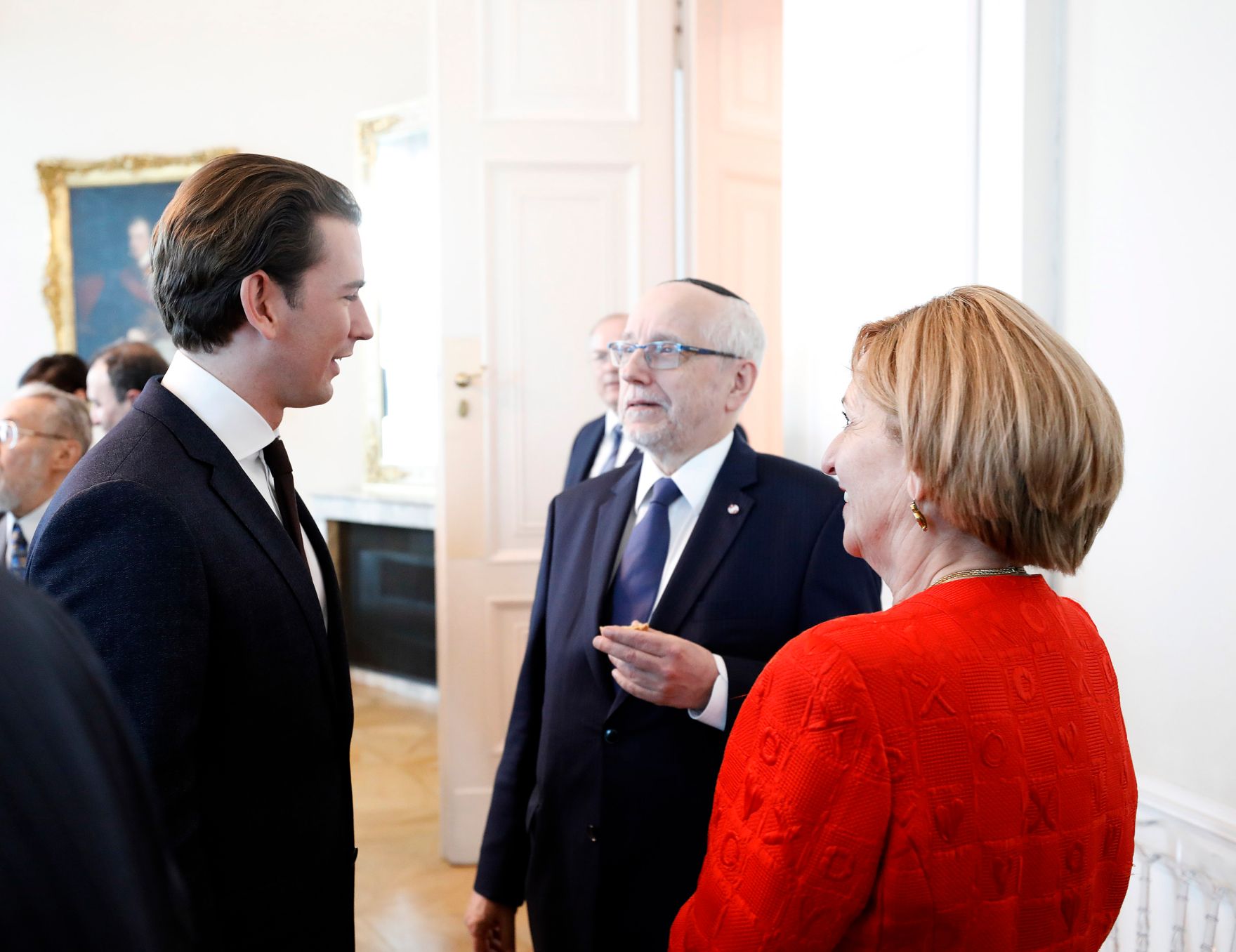 Am 26. M&auml;rz 2019 verlieh Bundeskanzler Sebastian Kurz das Gro&szlig;e Ehrenzeichen f&uuml;r Verdienste um die Republik &Ouml;sterreich an Raimund Fastenbauer.