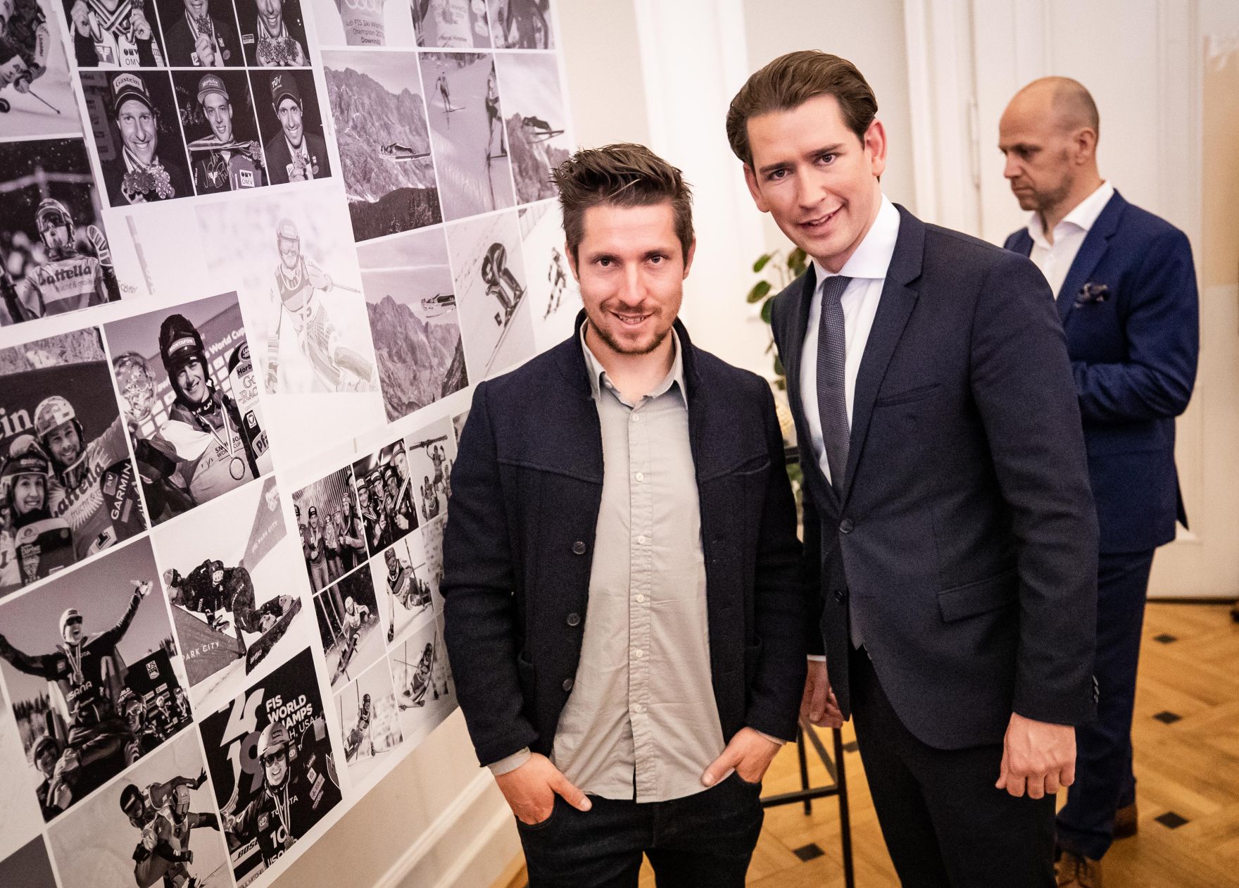 Am 3. April 2019 empfing Bundeskanzler Sebastian Kurz (r.) gemeinsam mit Vizekanzler Heinz-Christian Strache die &Ouml;SV-Athletinnen und Athleten im Bundeskanzleramt.