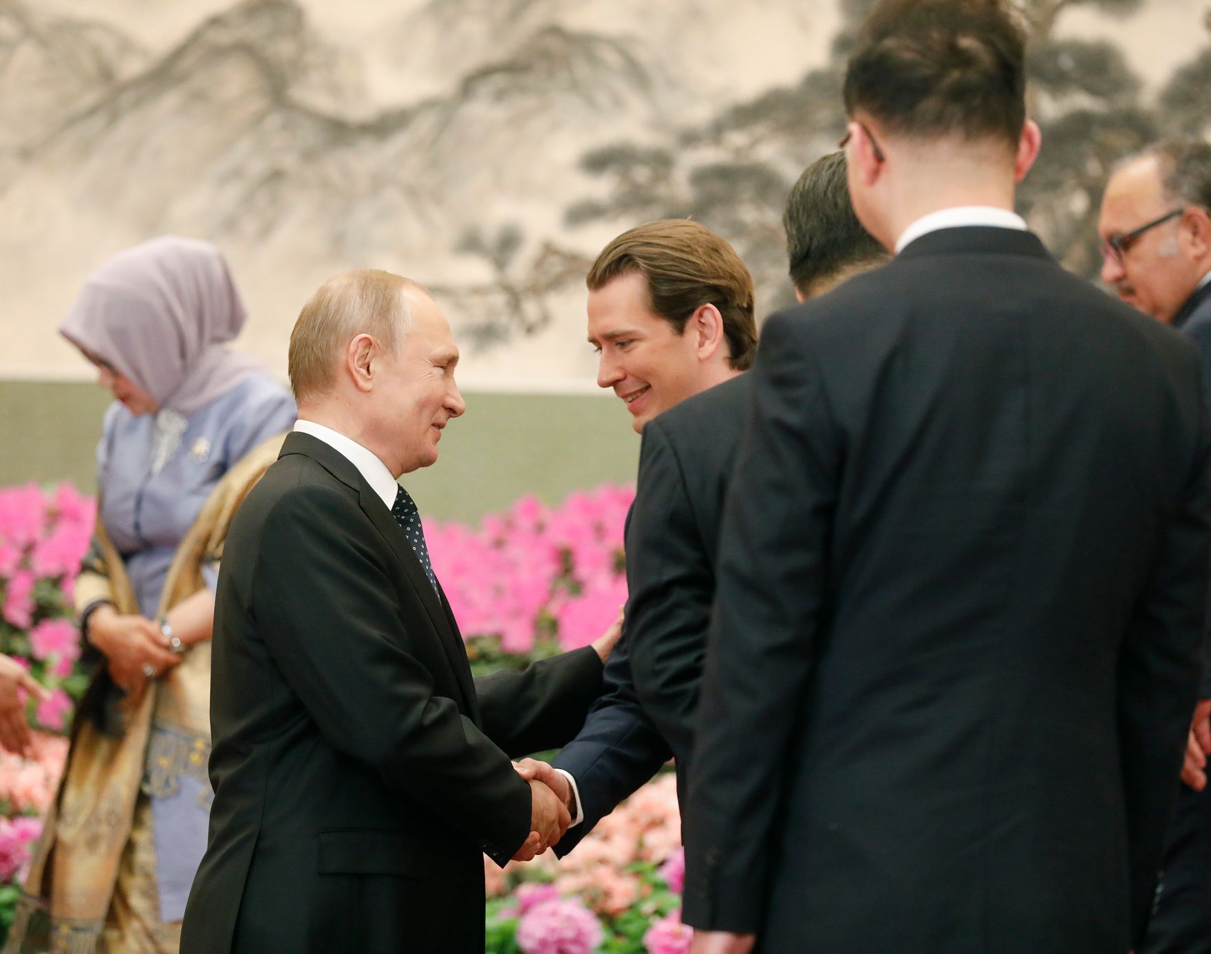 Am 26. April 2019 fand die Arbeitsreise von Bundeskanzler Sebastian Kurz (r.) in China statt. Im Bild mit dem russischen Pr&auml;sidenten Wladimir Putin (l.) beim Belt and Road Forum.