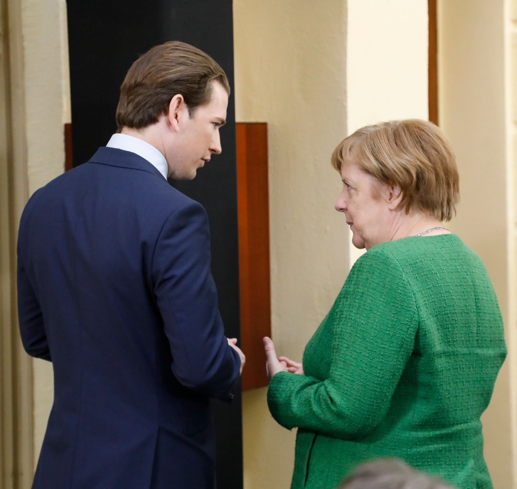 Am 9. Mai 2019 nahm Bundeskanzler Sebastian Kurz (l.) am EU-Gipfel in Sibiu teil. Im Bild mit der Bundeskanzlerin Deutschlands Angela Merkel (r.).