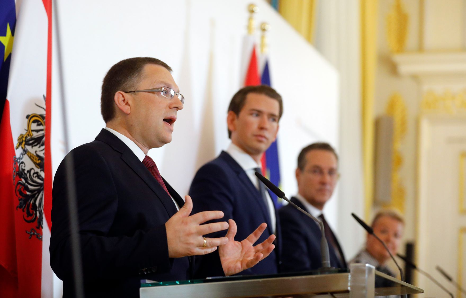 Am 16. Mai 2019 fand eine Pressekonferenz zum Thema Mindestpension statt. Im Bild (v.l.n.r.) &Ouml;VP-Sozialsprecher August W&ouml;ginger, Bundeskanzler Sebastian Kurz, Vizekanzler Heinz-Christian Strache und Bundesministerin Beate Hartinger-Klein.