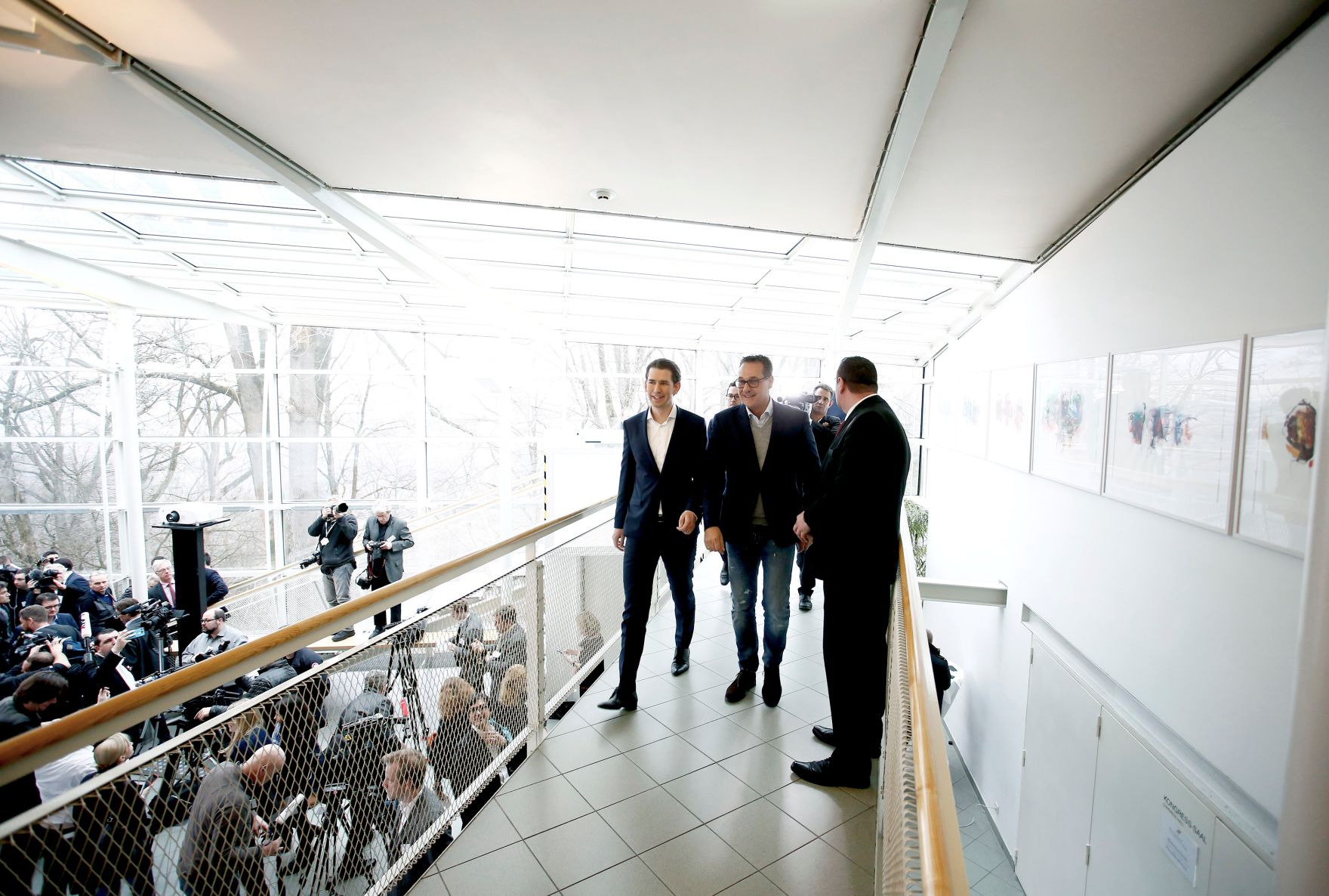 Am 4. J&auml;nner 2017 begann in Seggau die zweit&auml;gige Klausurtagung der Bundesregierung. Im Bild Bundeskanzler Sebastian Kurz (l.) und Vizekanzler Heinz-Christian Strache (r.).