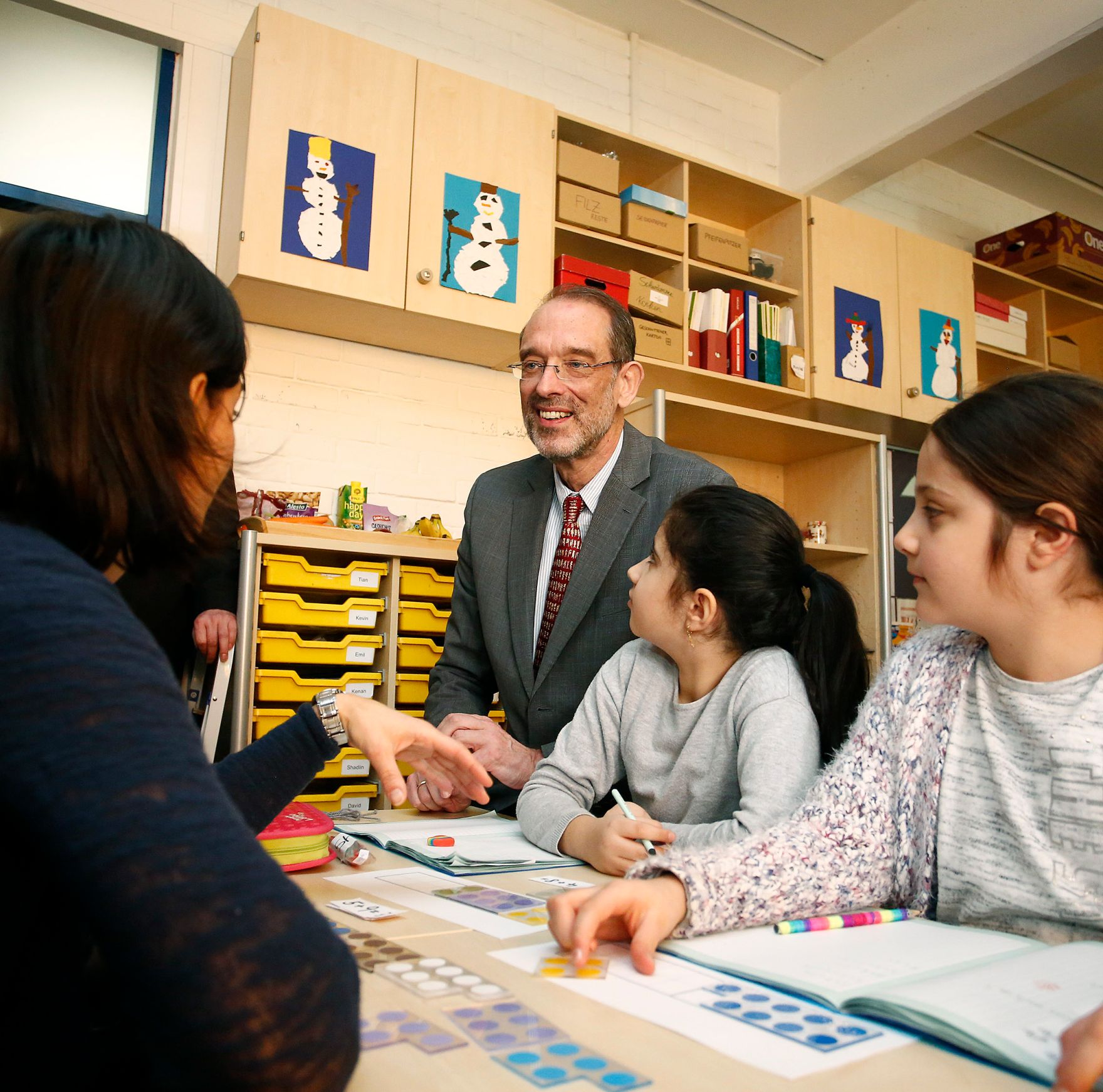 Am 23. J&auml;nner 2018 besuchte Bundeskanzler Sebastian Kurz gemeinsam mit Vizekanzler Heinz-Christian Strache und Bundesminister Heinz Fa&szlig;mann (im Bild) "Deutschf&ouml;rderklassen" an der Volksschule Graz-Murfeld.
